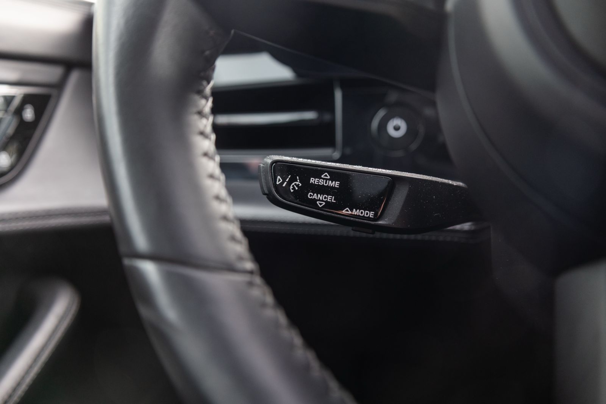 PORSCHE TAYCAN TURBO