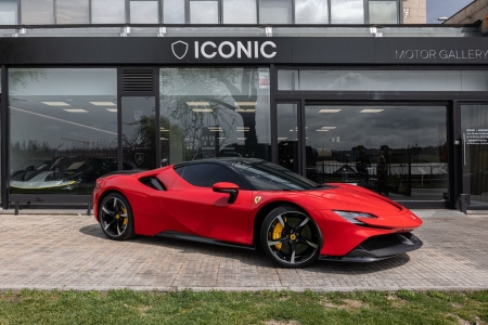 FERRARI SF90 ASSETO FIORANO