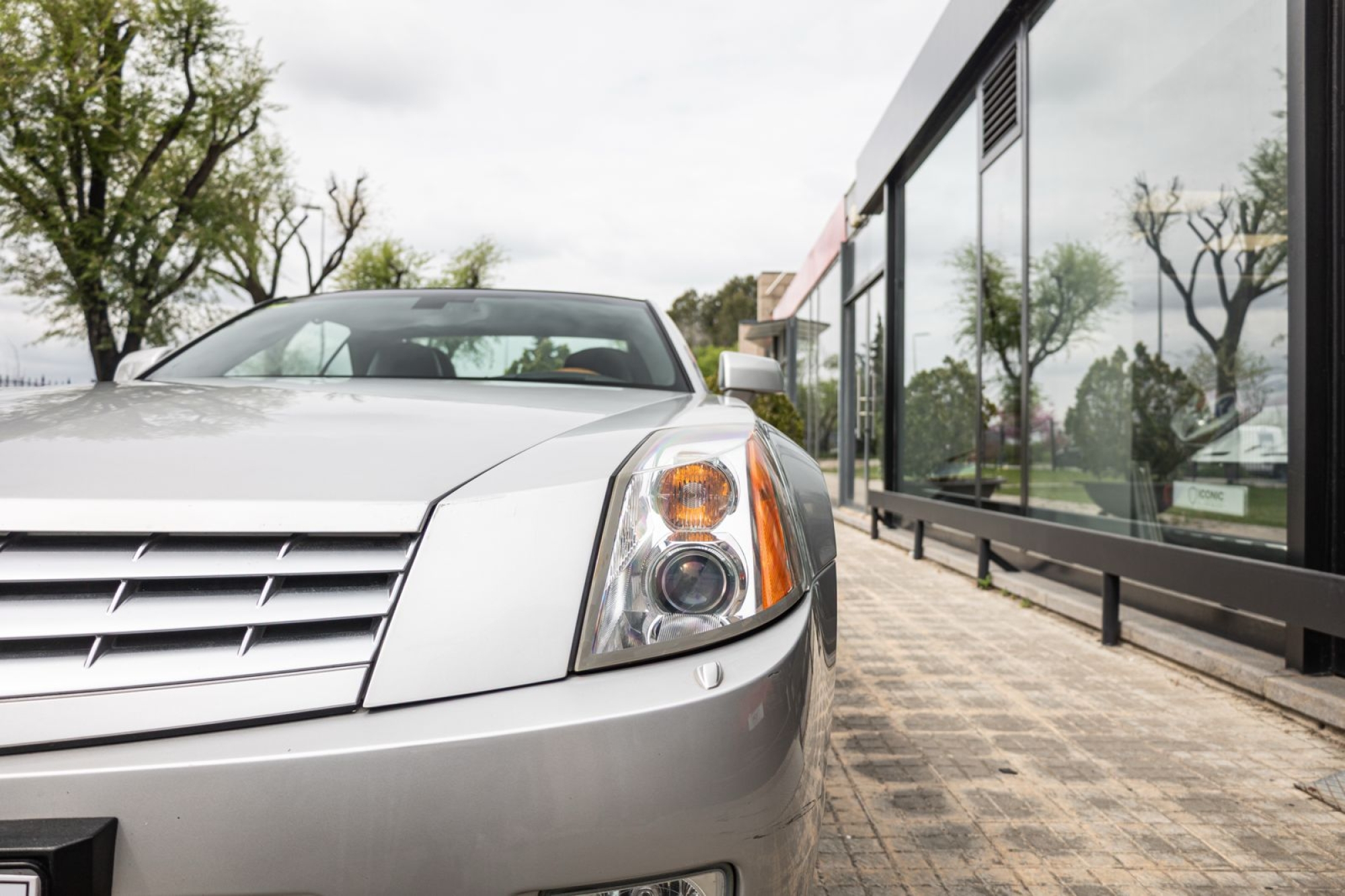 CADILLAC XLR