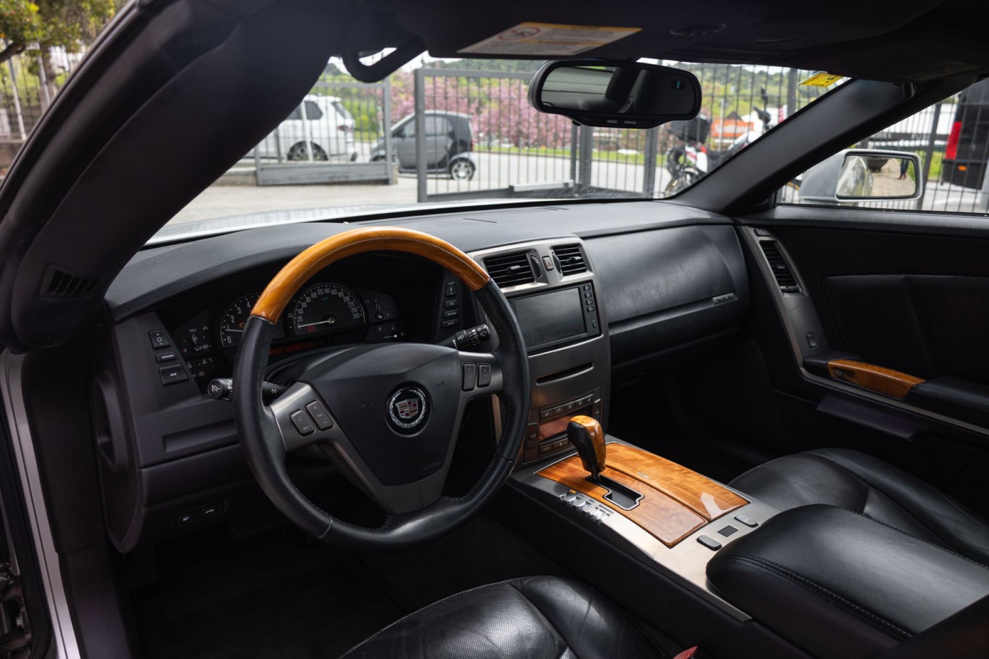 CADILLAC XLR