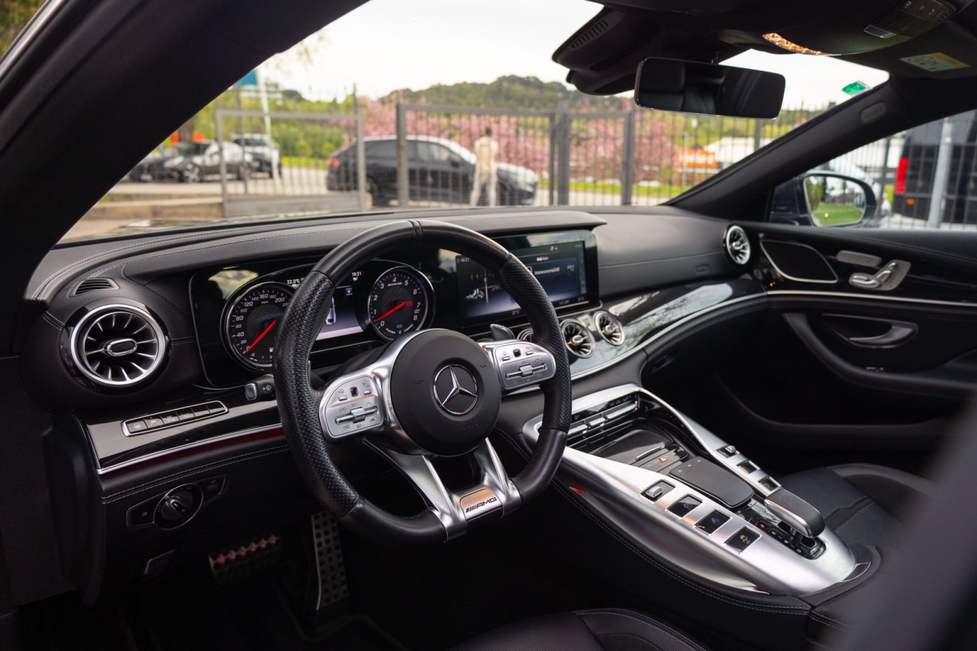 MERCEDES-BENZ AMG GT 43