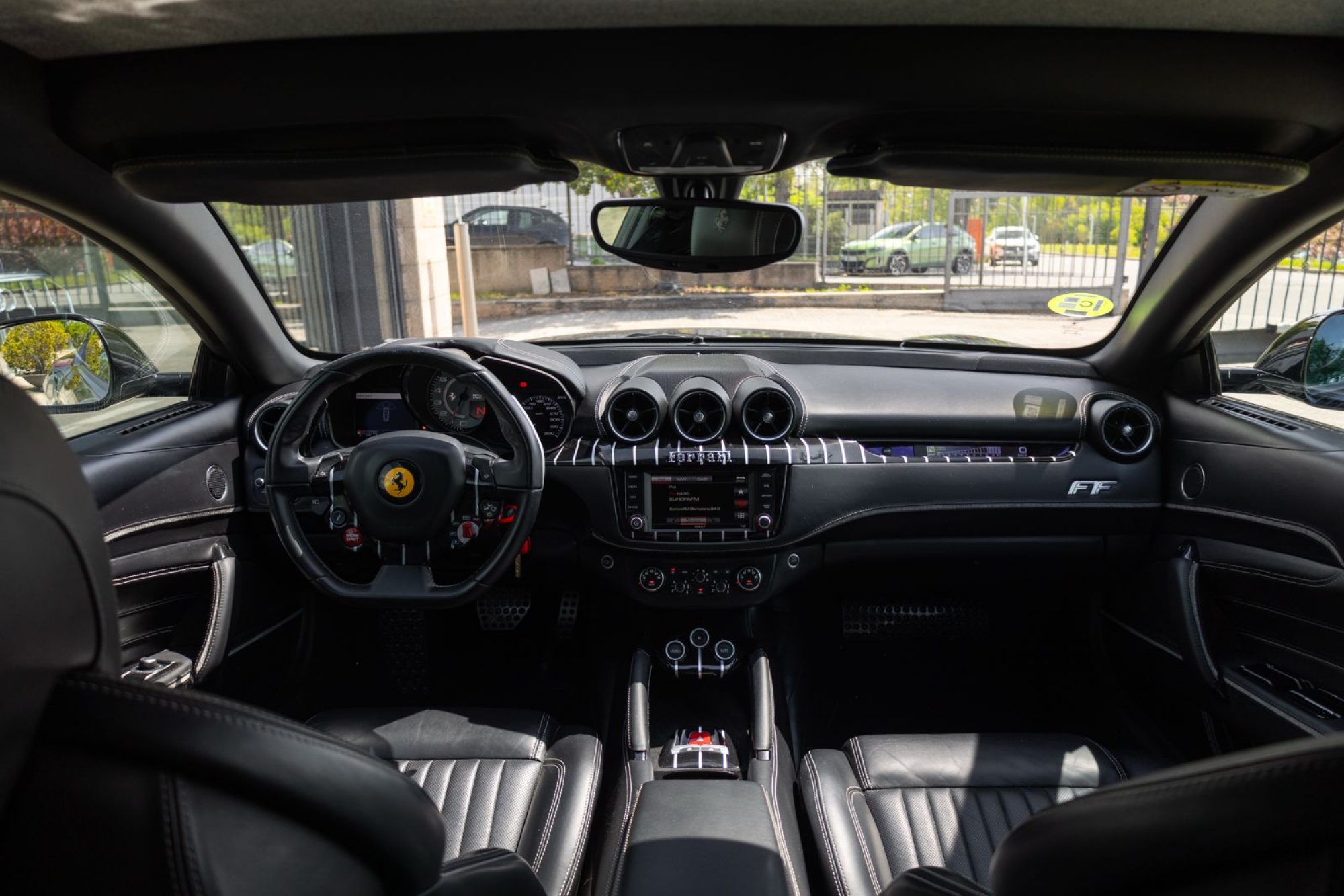 FERRARI FF TAILOR MADE