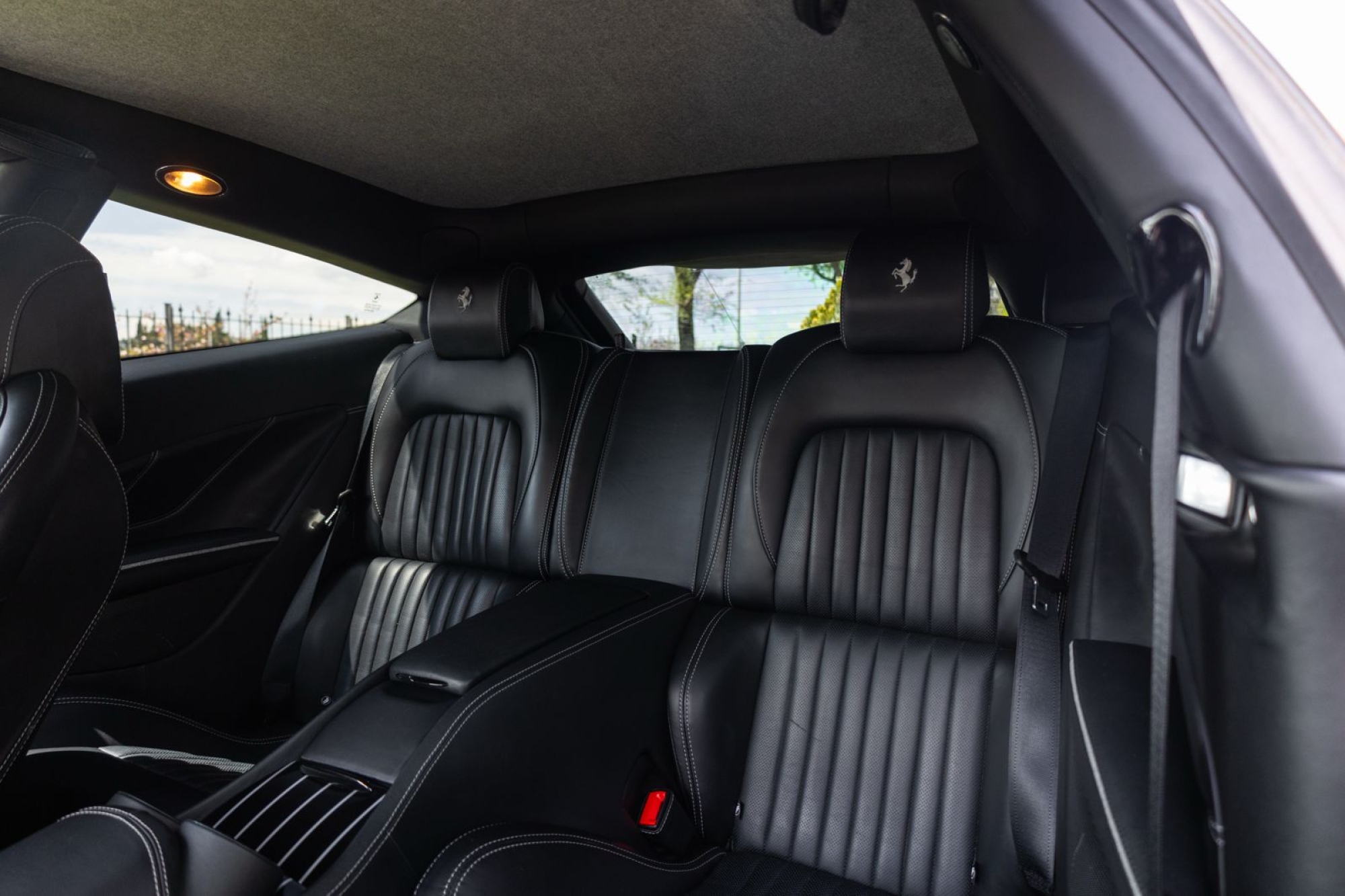 FERRARI FF TAILOR MADE