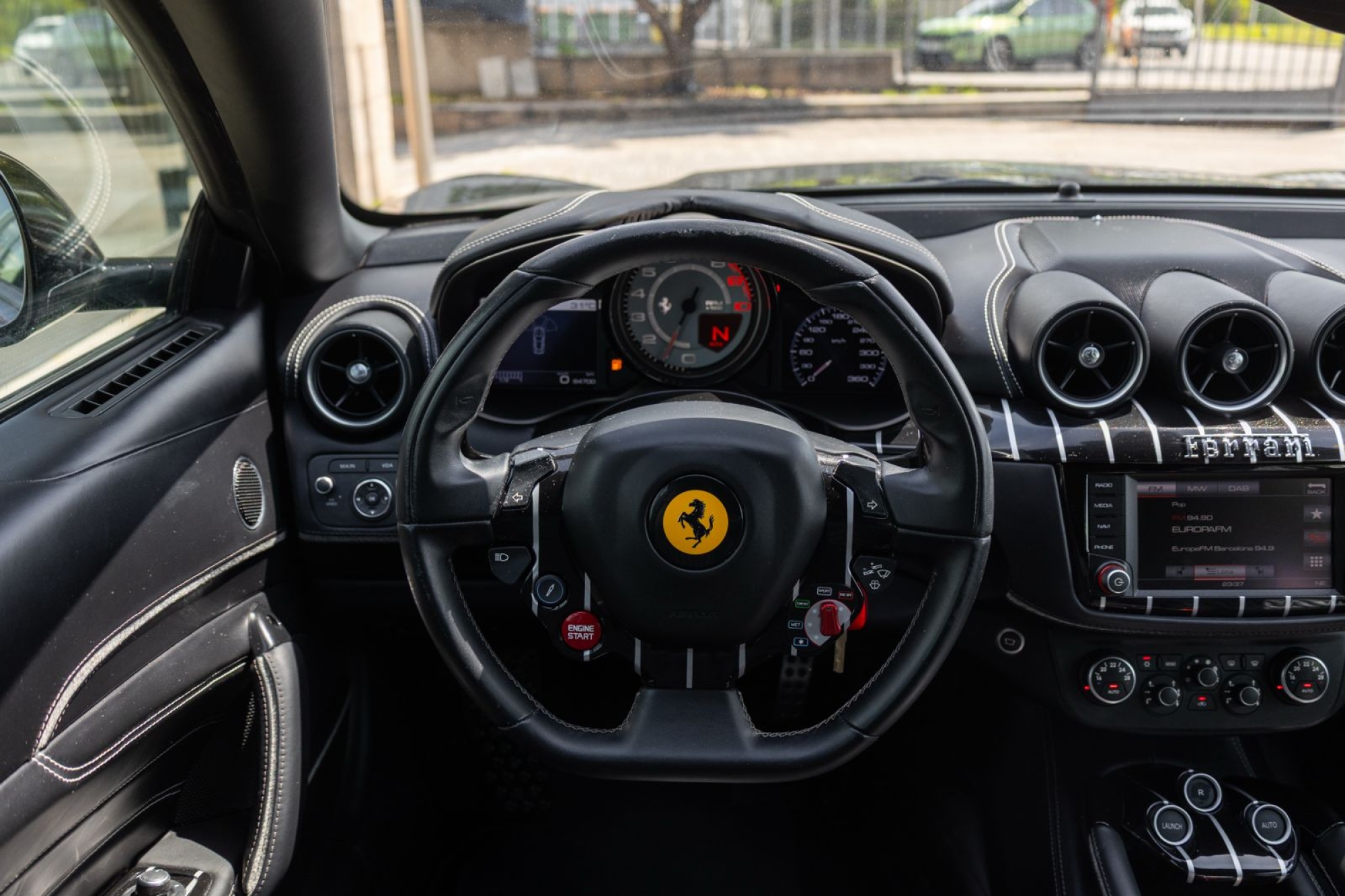 FERRARI FF TAILOR MADE