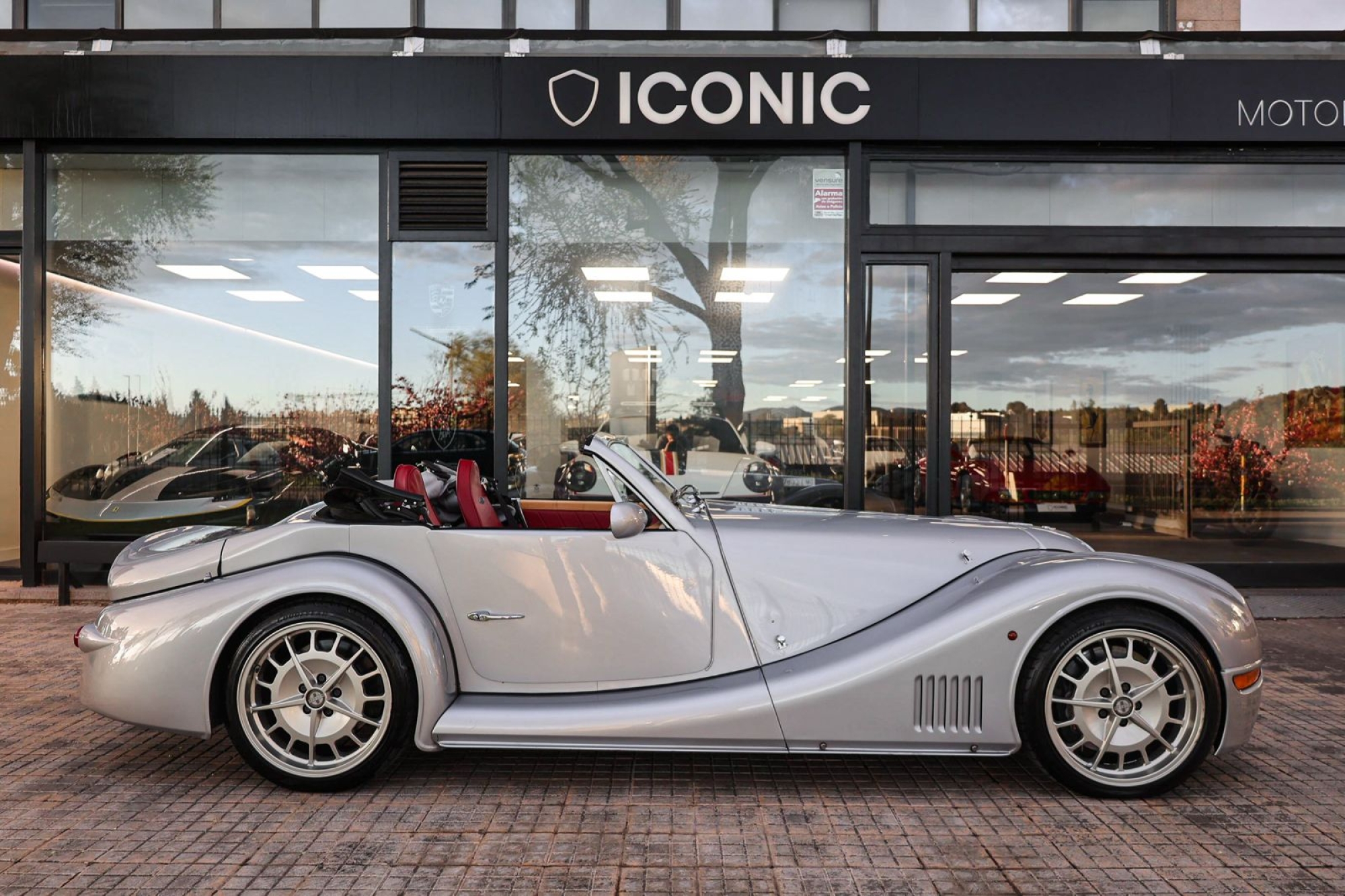 MORGAN AERO 8 SERIE II CONVERTIBLE