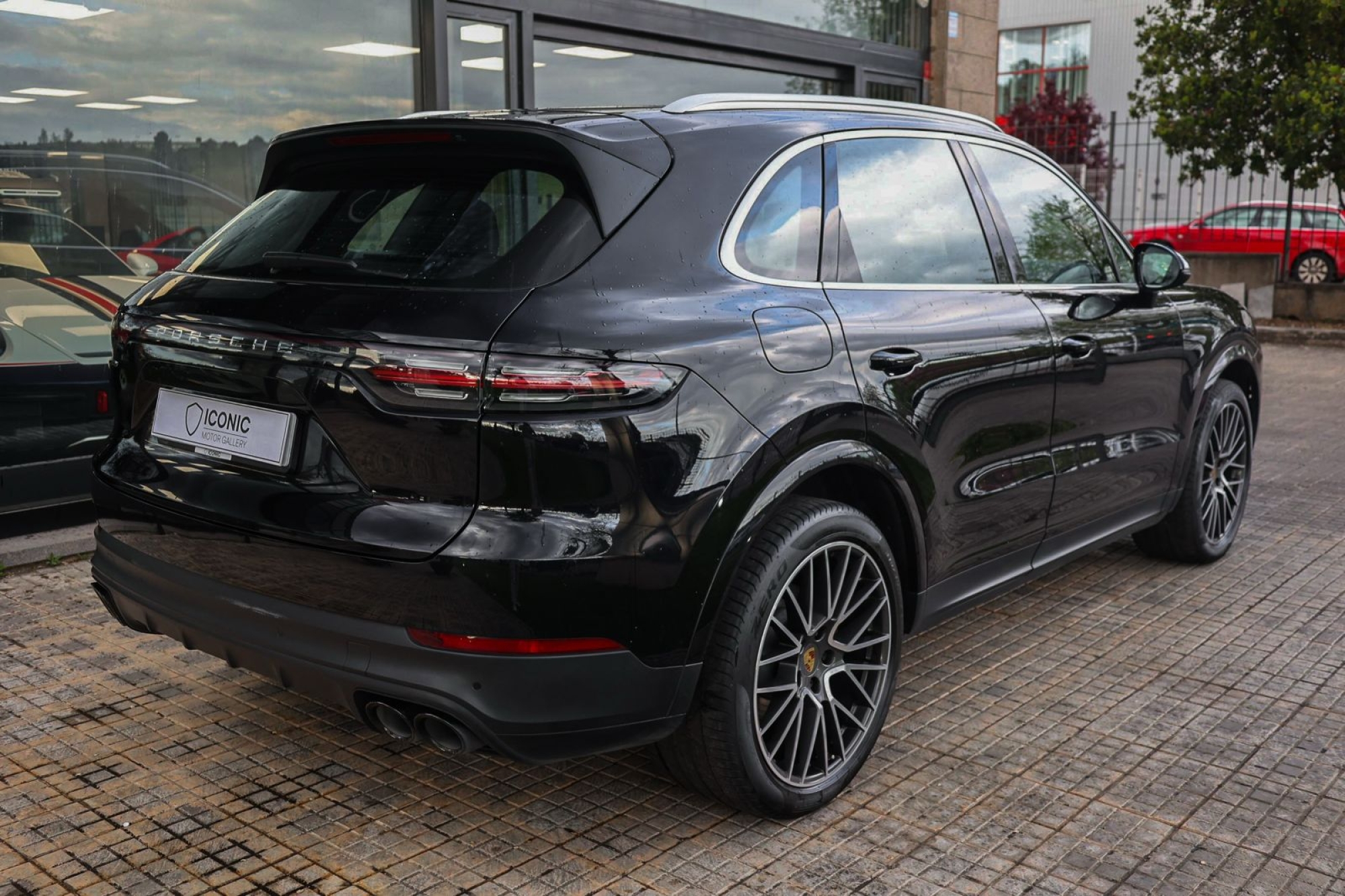 PORSCHE CAYENNE
