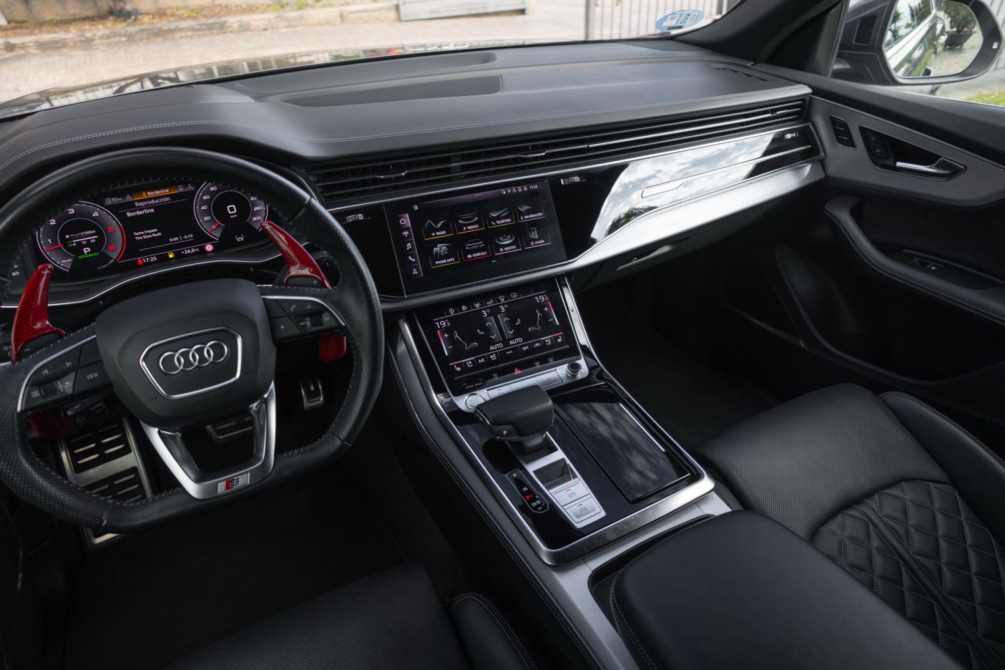 AUDI Q8 50 TDI
