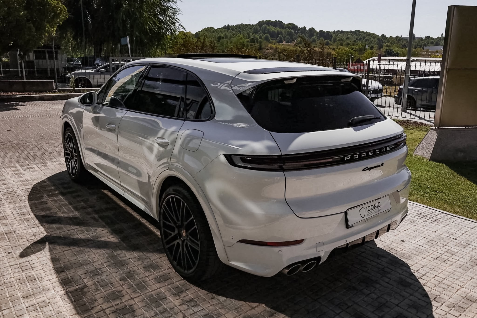 PORSCHE CAYENNE S E-HYBRID