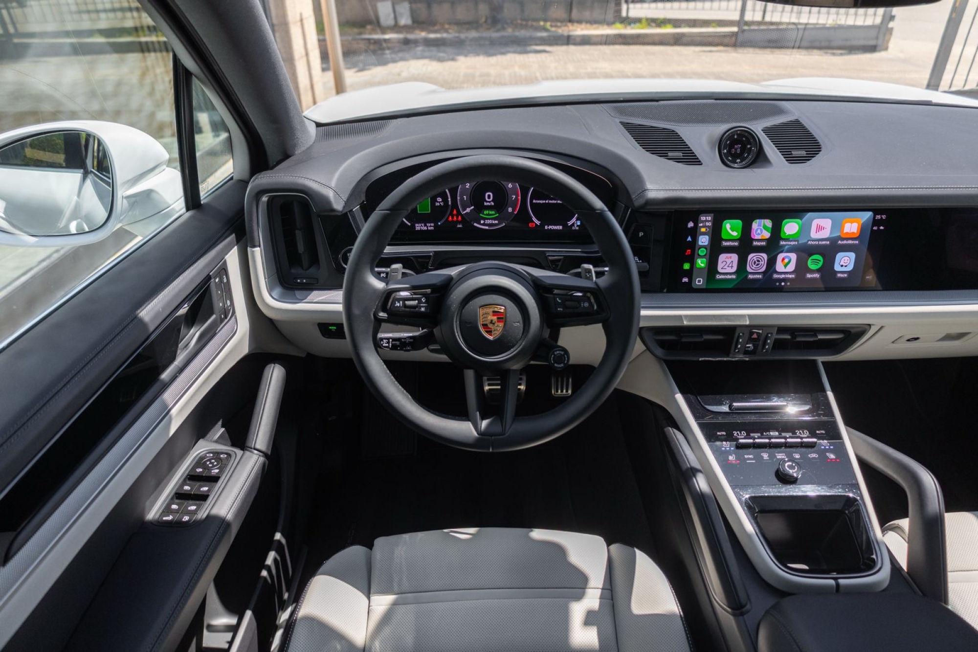 PORSCHE CAYENNE S E-HYBRID
