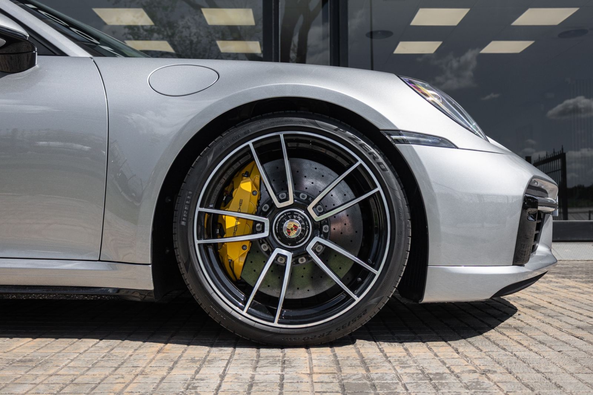 PORSCHE 911 992 TURBO S