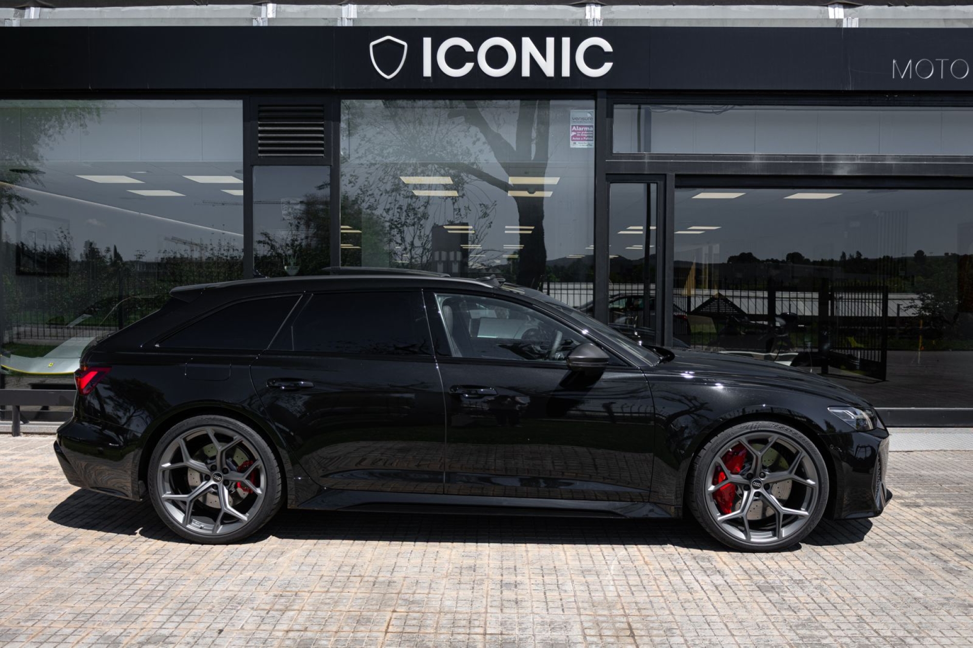 AUDI RS6 PERFORMANCE AVANT