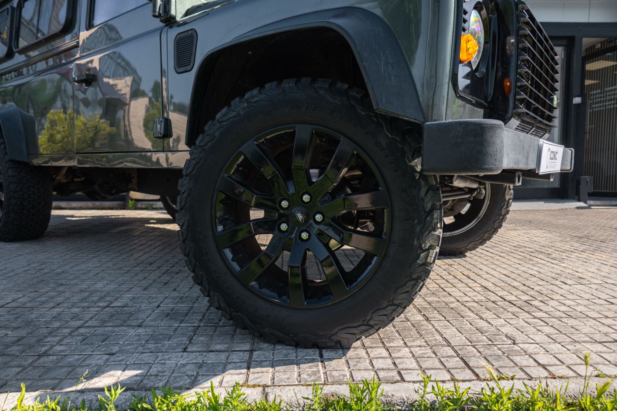 LAND ROVER DEFENDER 90 SW