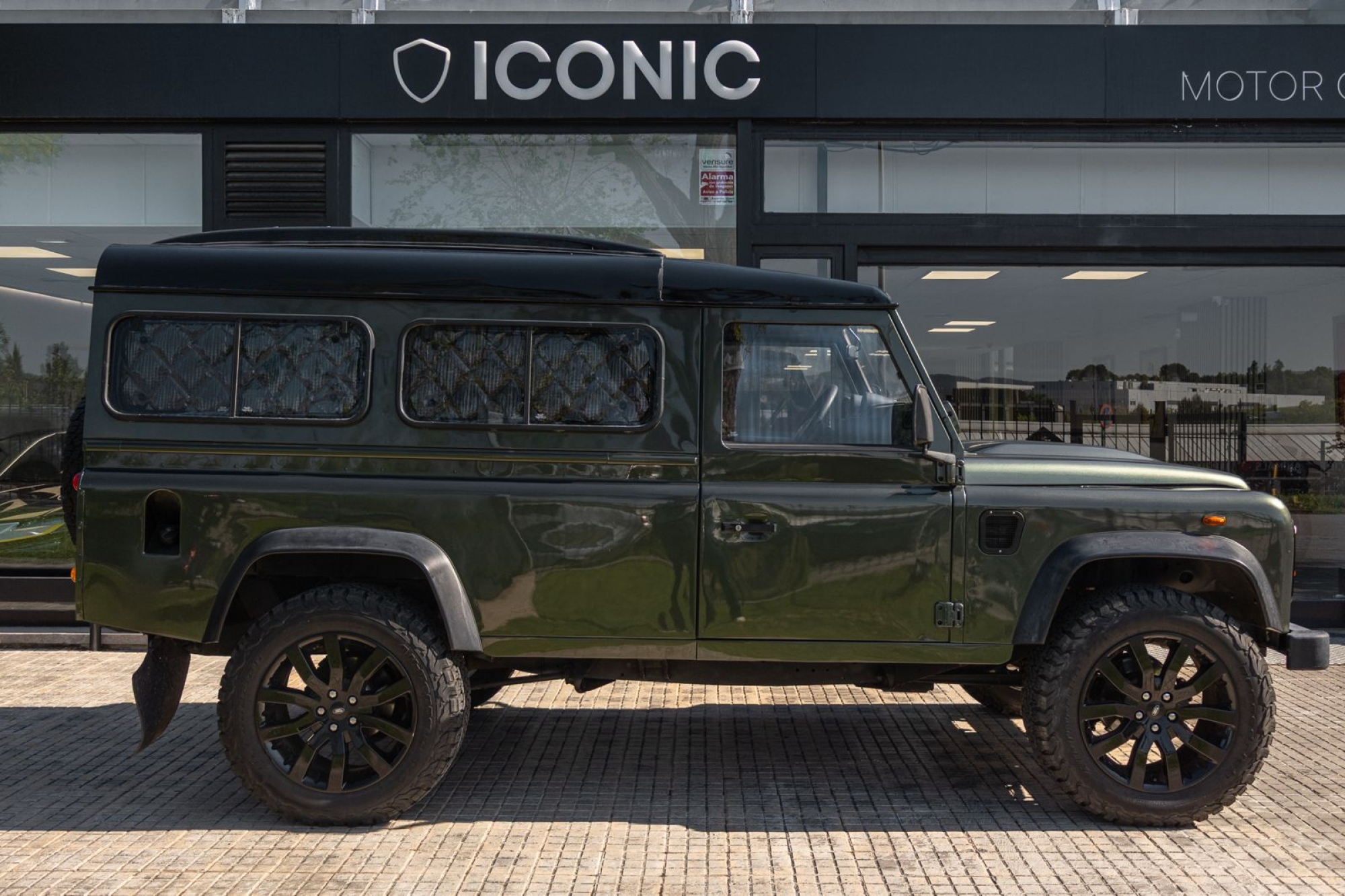 LAND ROVER DEFENDER 90 SW