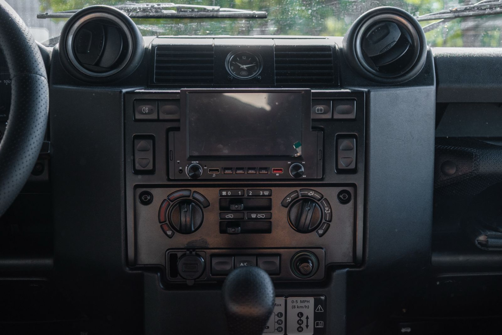 LAND ROVER DEFENDER 90 SW