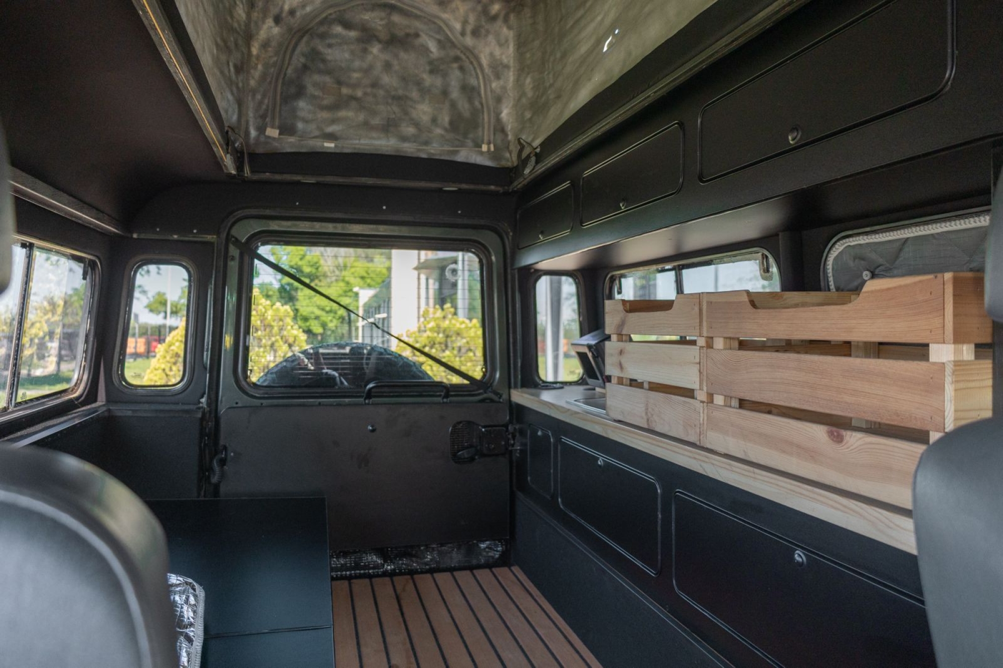 LAND ROVER DEFENDER 90 SW