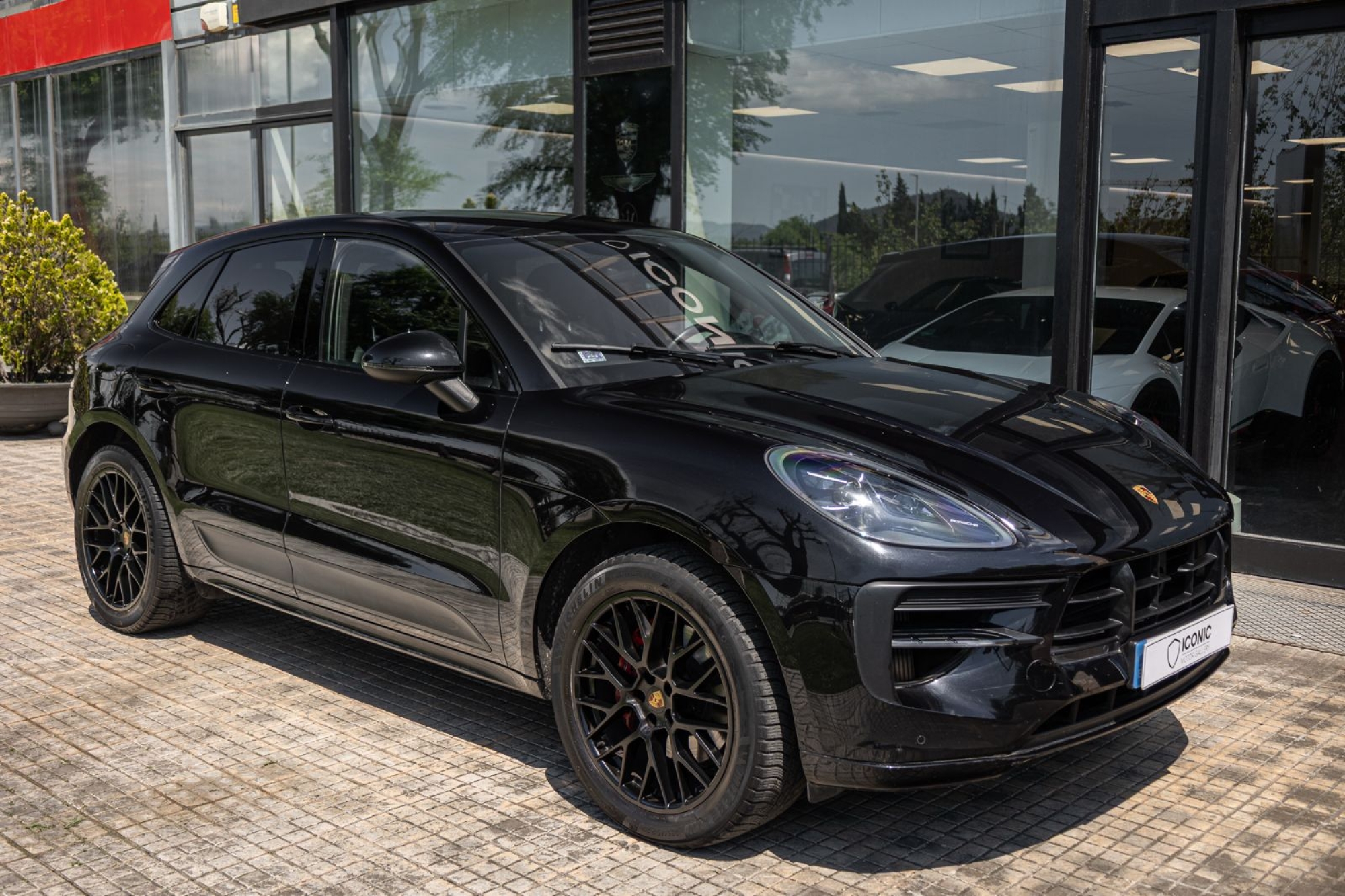 PORSCHE MACAN GTS