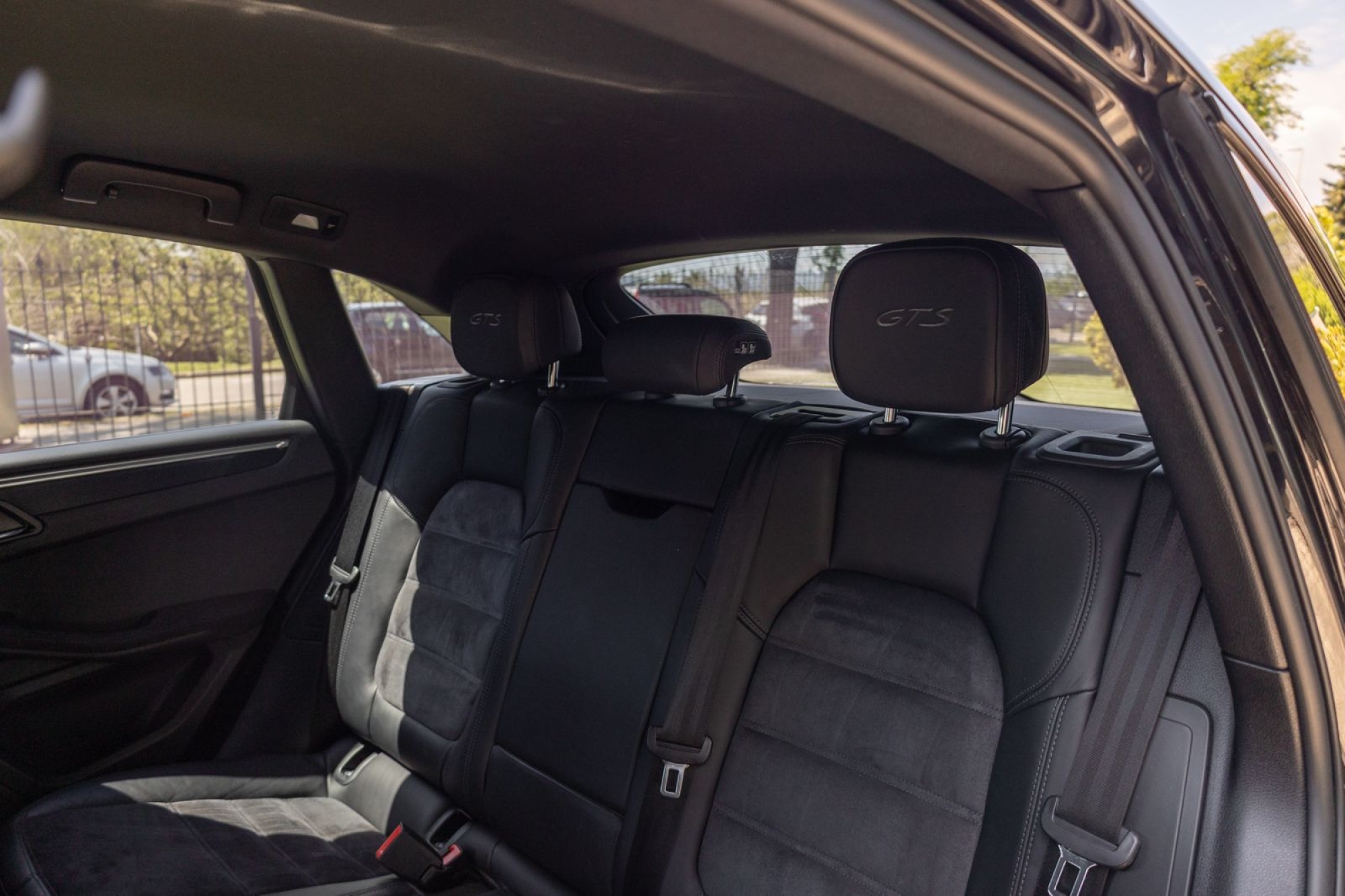 PORSCHE MACAN GTS