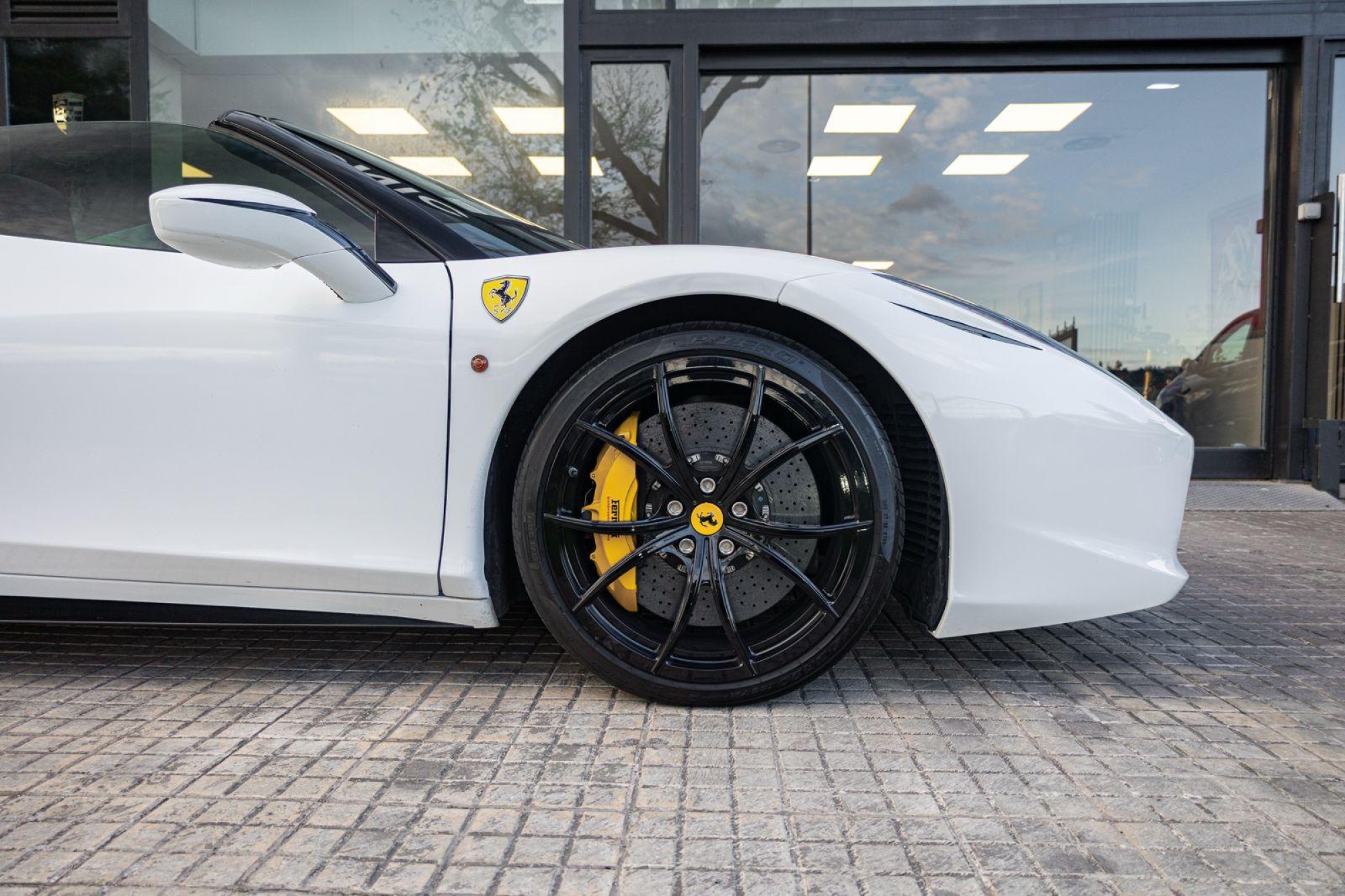 FERRARI 458 SPIDER
