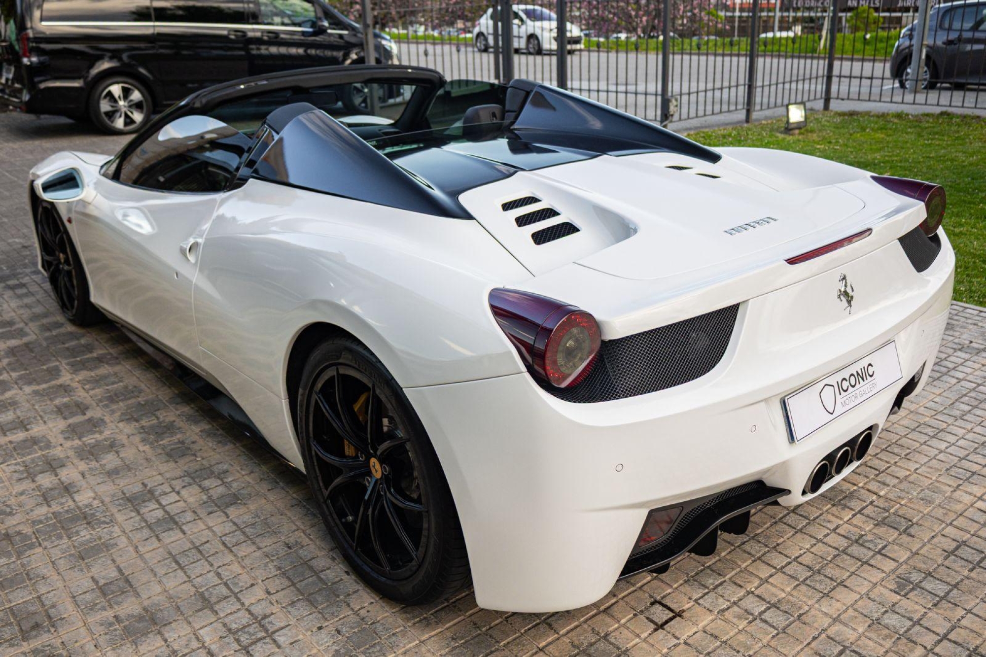 FERRARI 458 SPIDER