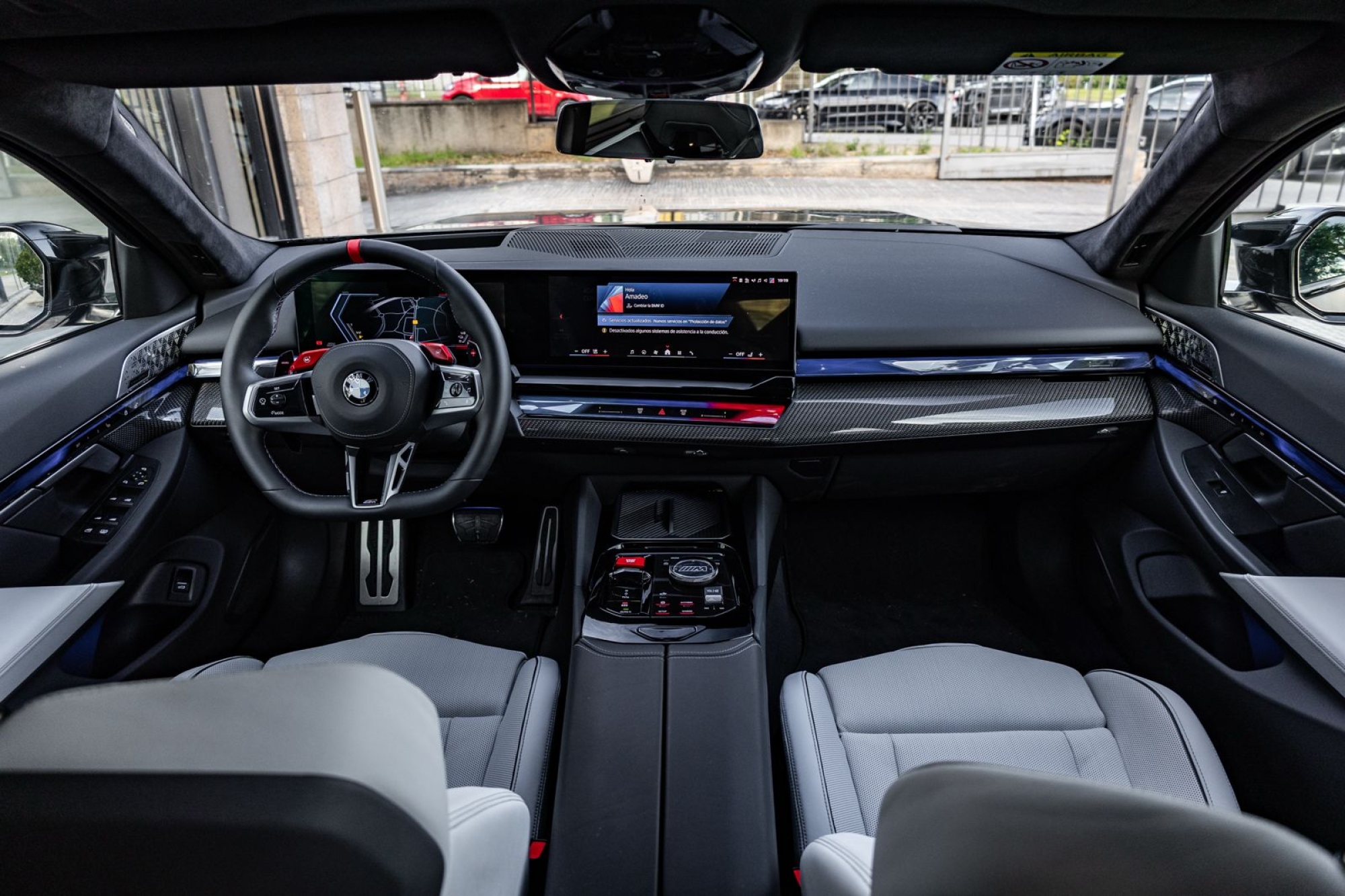 BMW M5 G90