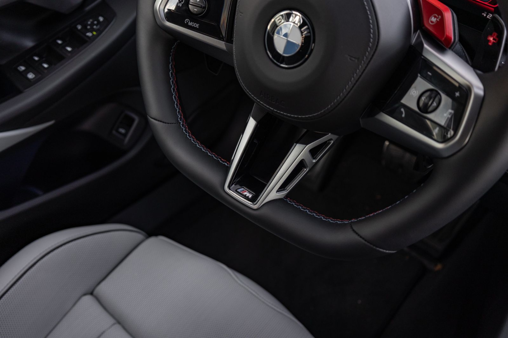 BMW M5 G90