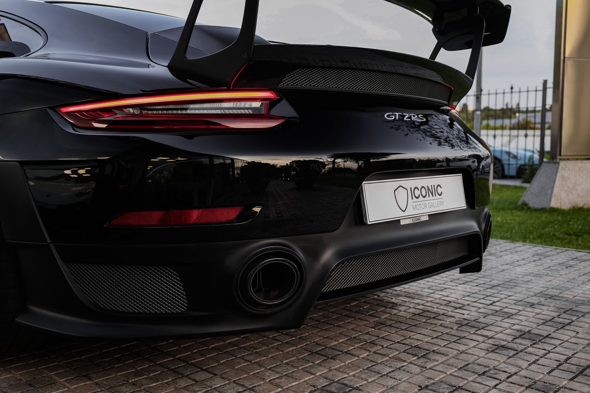 PORSCHE 911 GT2 RS WEISSACH