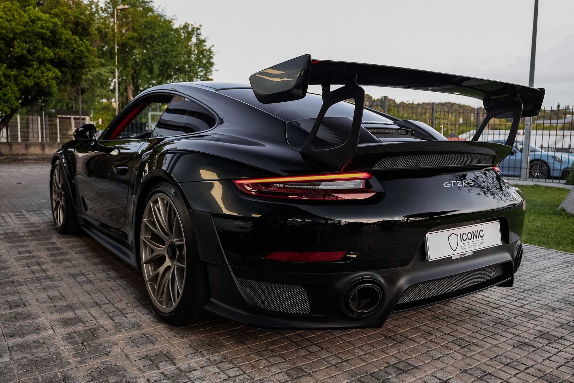 PORSCHE 911 GT2 RS WEISSACH
