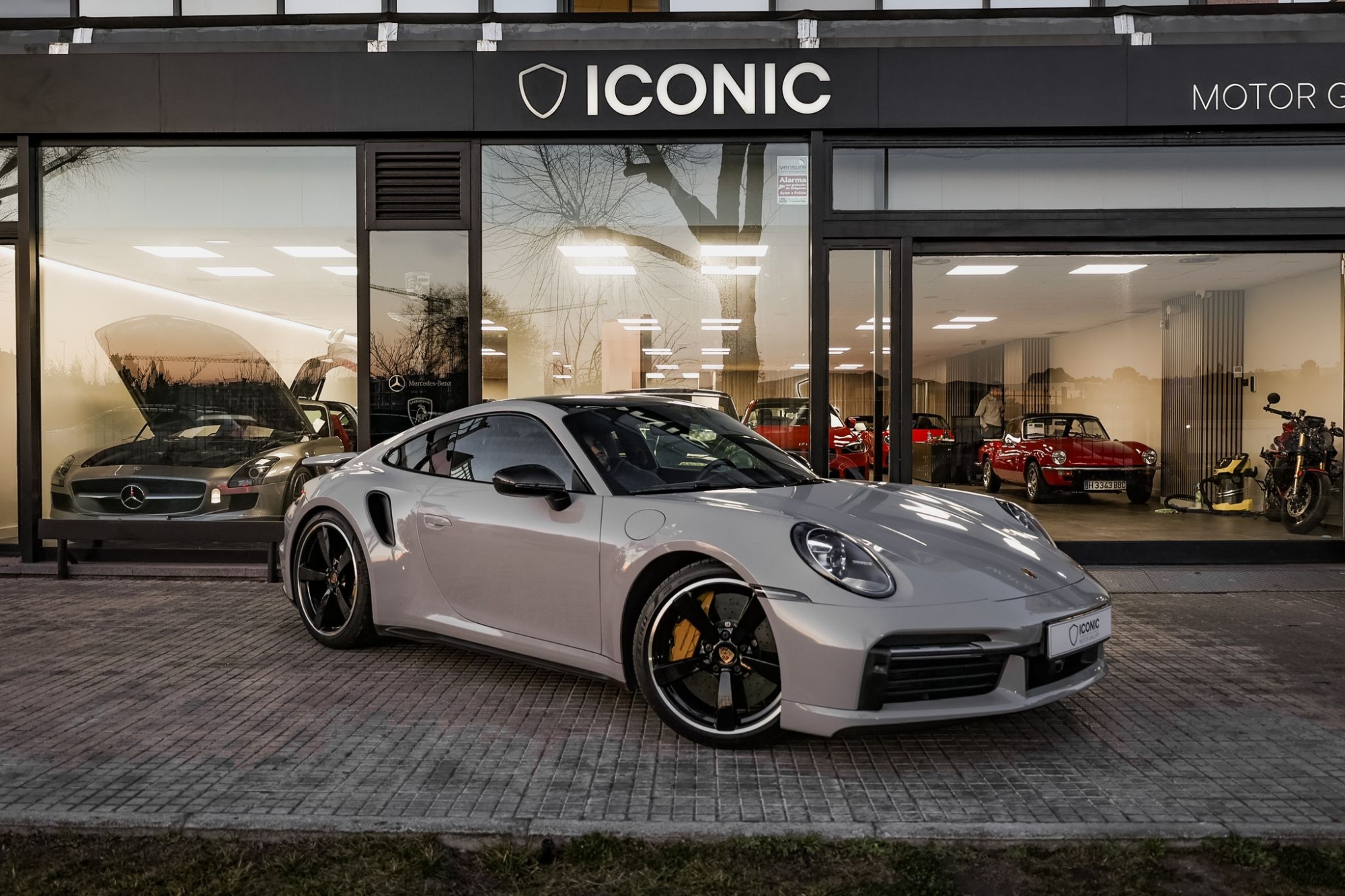 PORSCHE 911 992 TURBO S