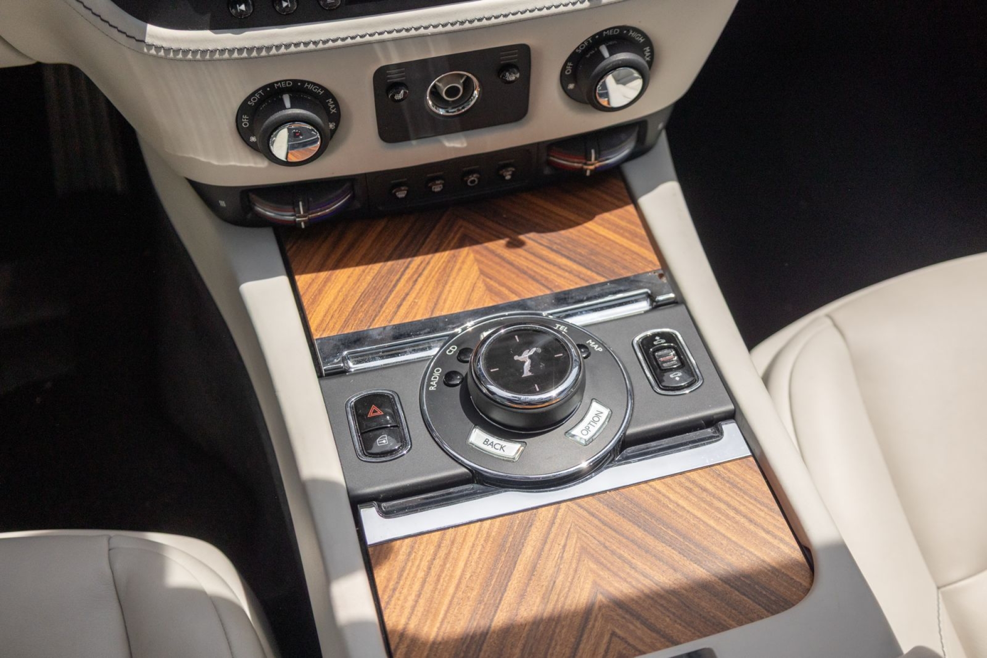 ROLLS-ROYCE WRAITH