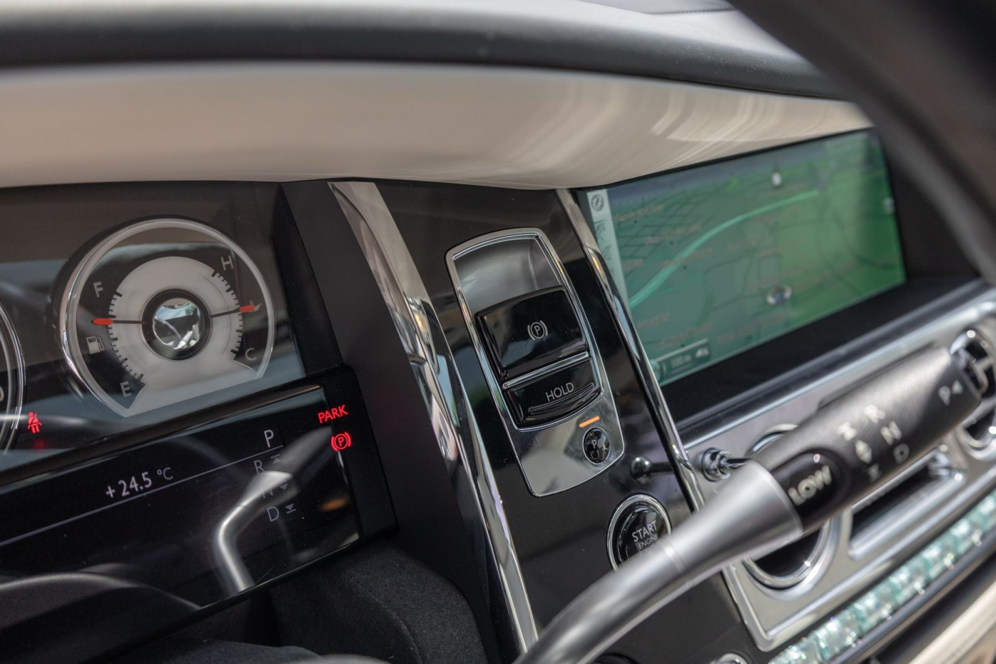 ROLLS-ROYCE WRAITH