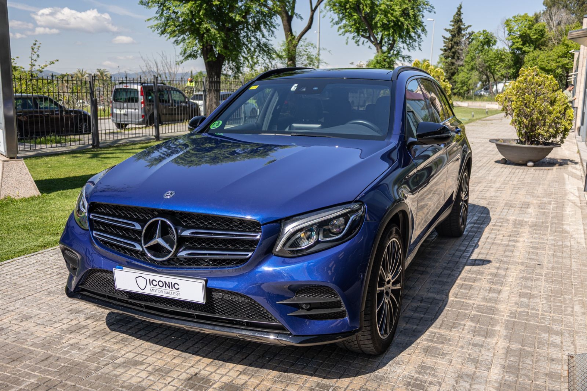 MERCEDES-BENZ GLC250 4MATIC