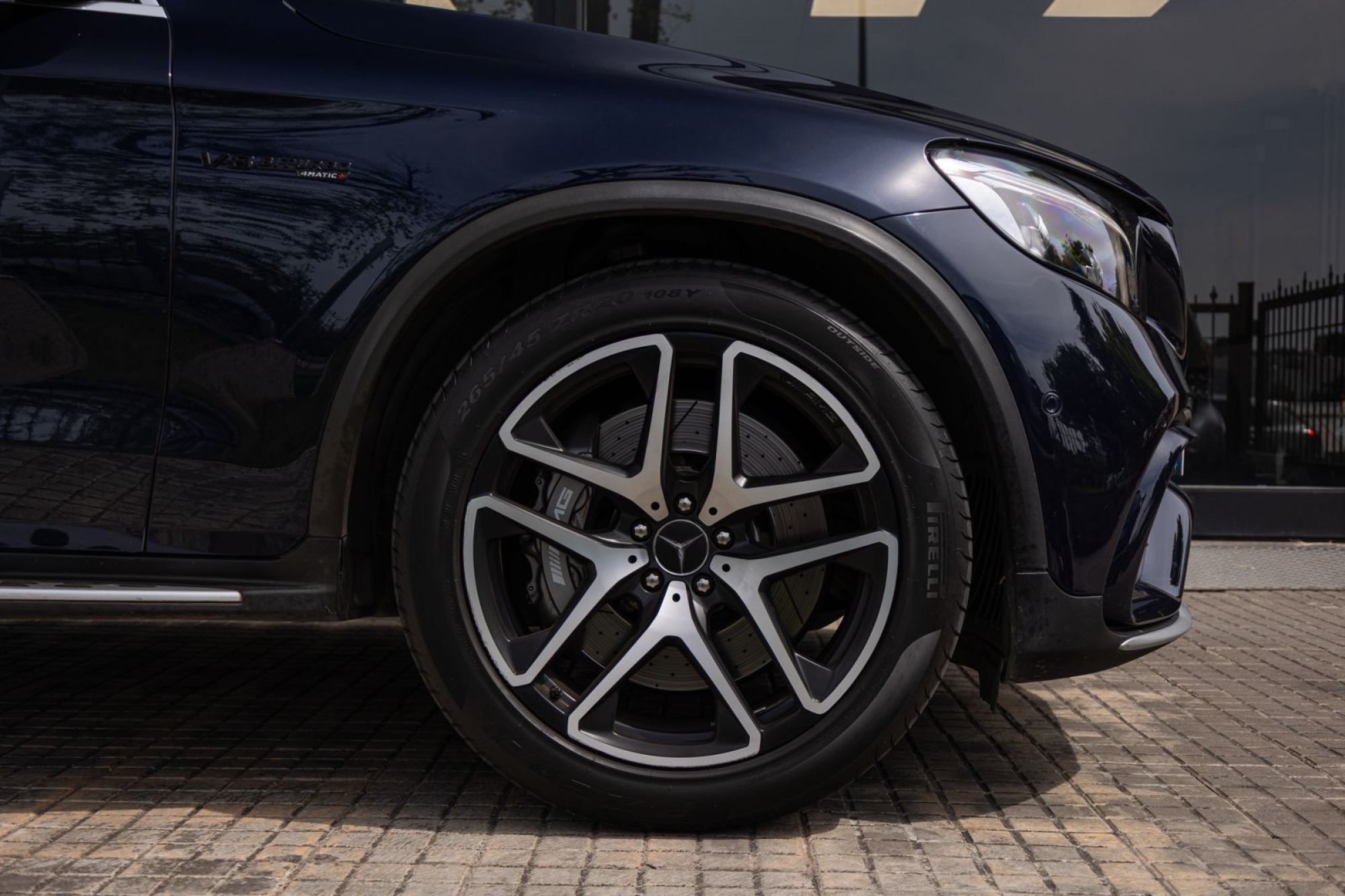 MERCEDES-BENZ GLC63 AMG 4MATIC+