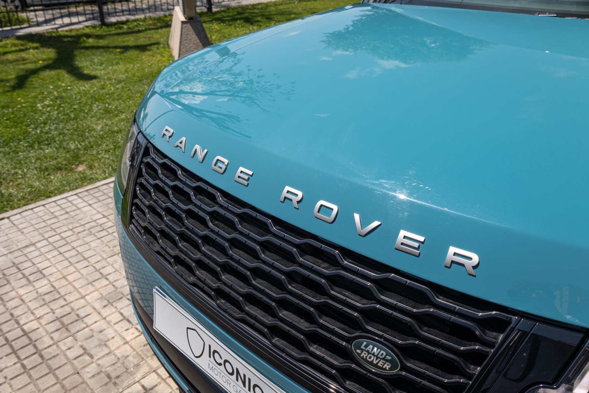 LAND ROVER RANGE ROVER AUTOBIOGRAPHY D350 FIFTY ANNIVERSARY