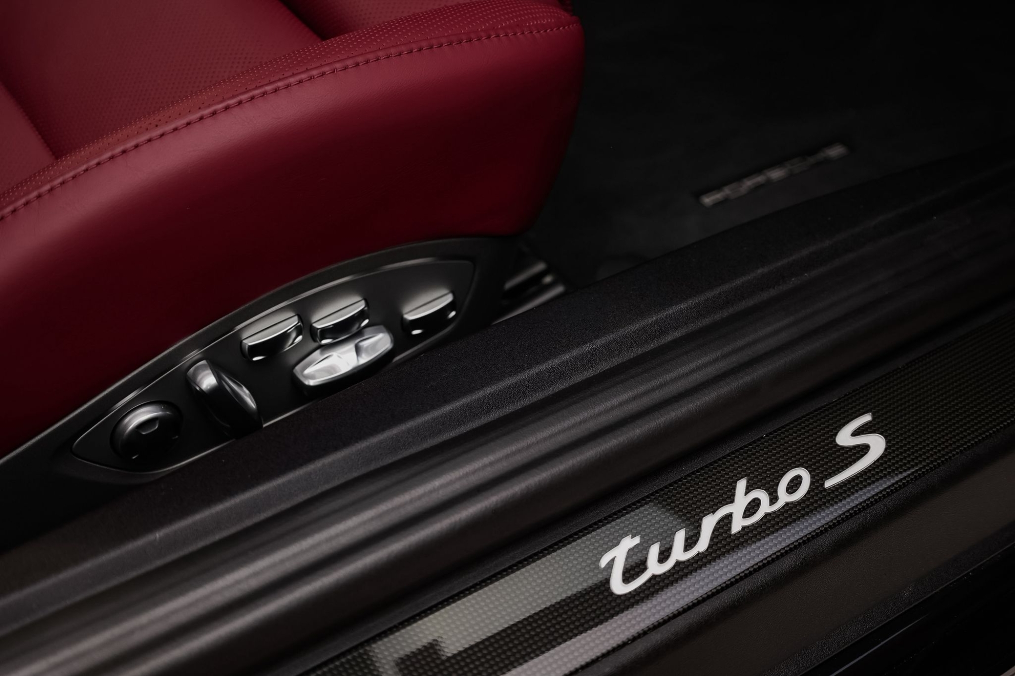 PORSCHE 911 991.2 TURBO S