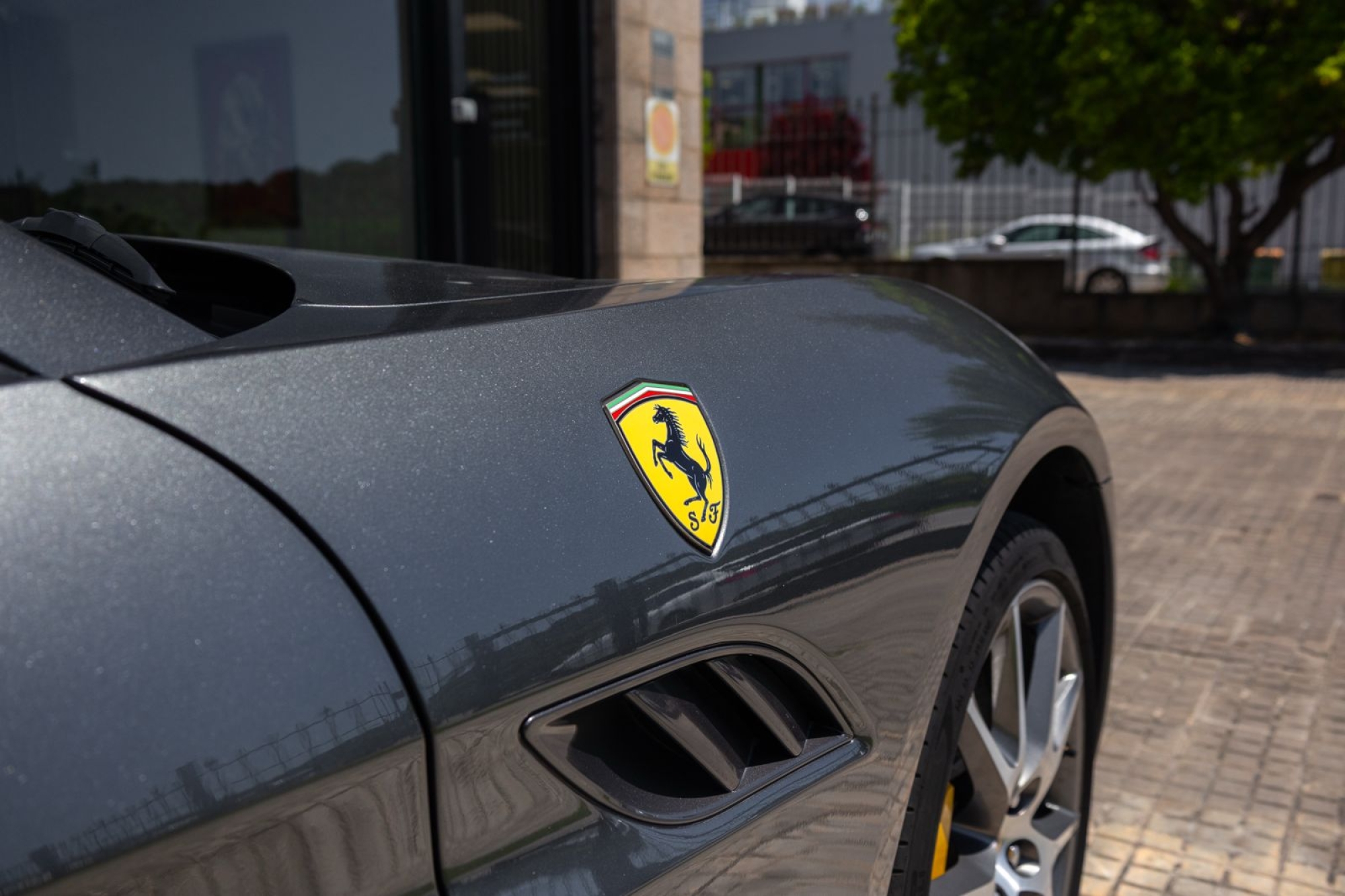 FERRARI CALIFORNIA