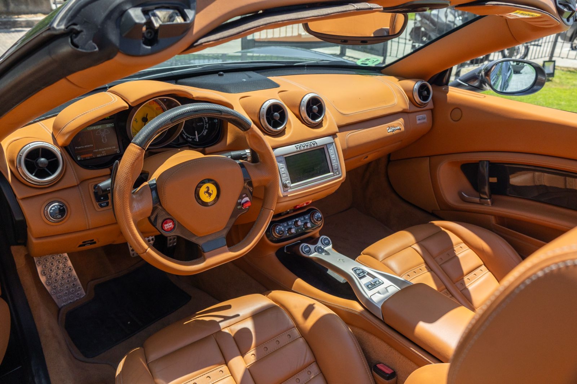 FERRARI CALIFORNIA