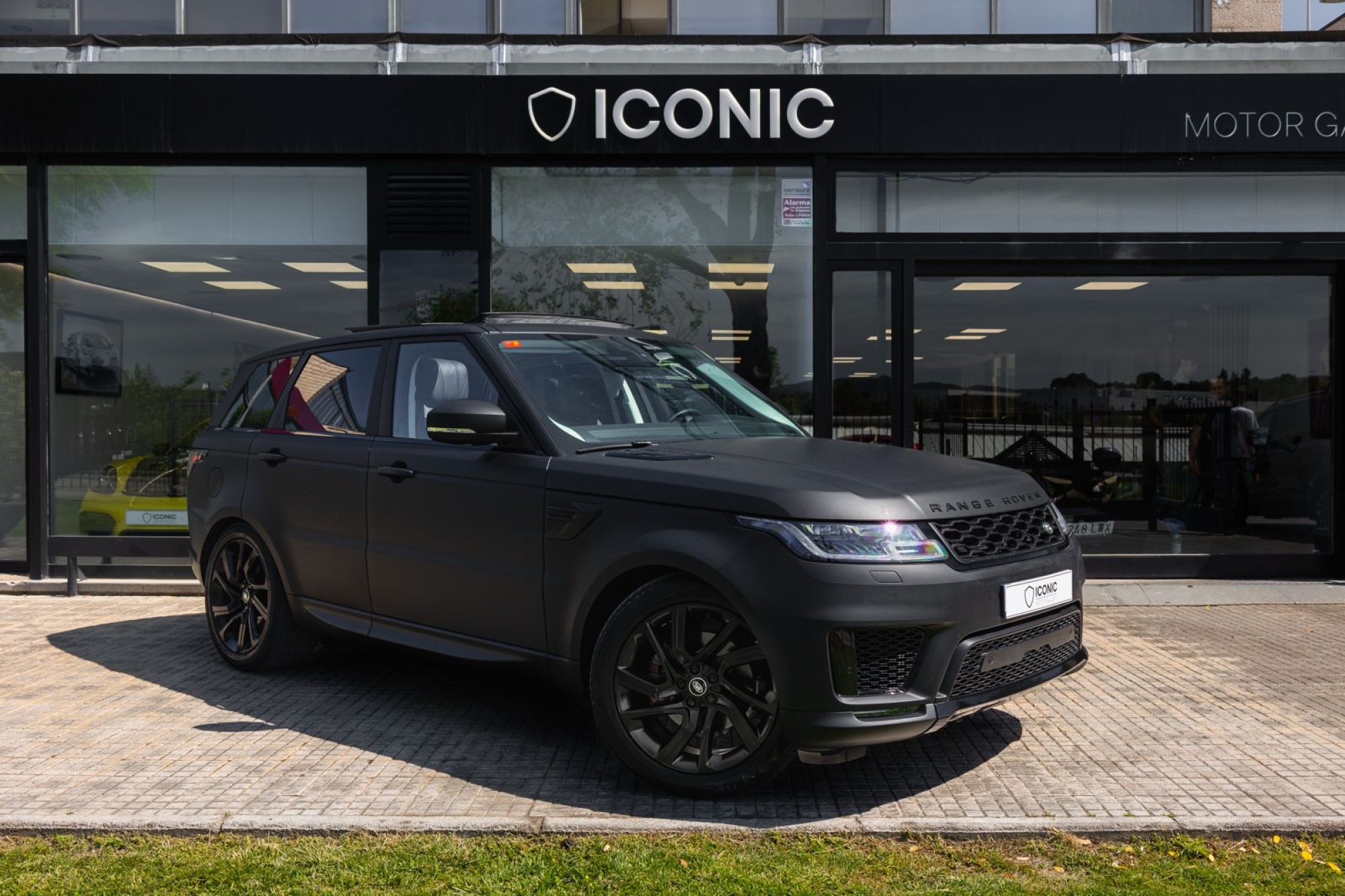 LAND-ROVER RANGE ROVER SPORT