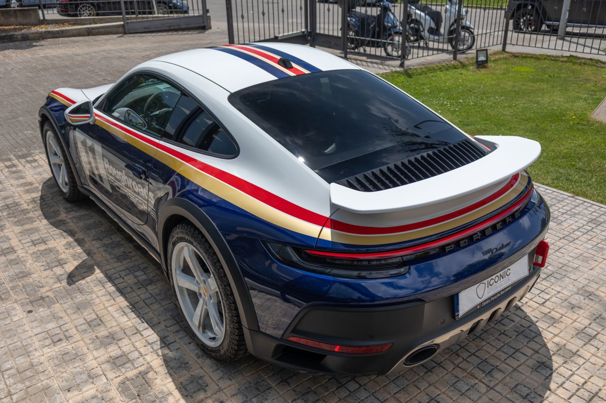 PORSCHE 911 DAKAR