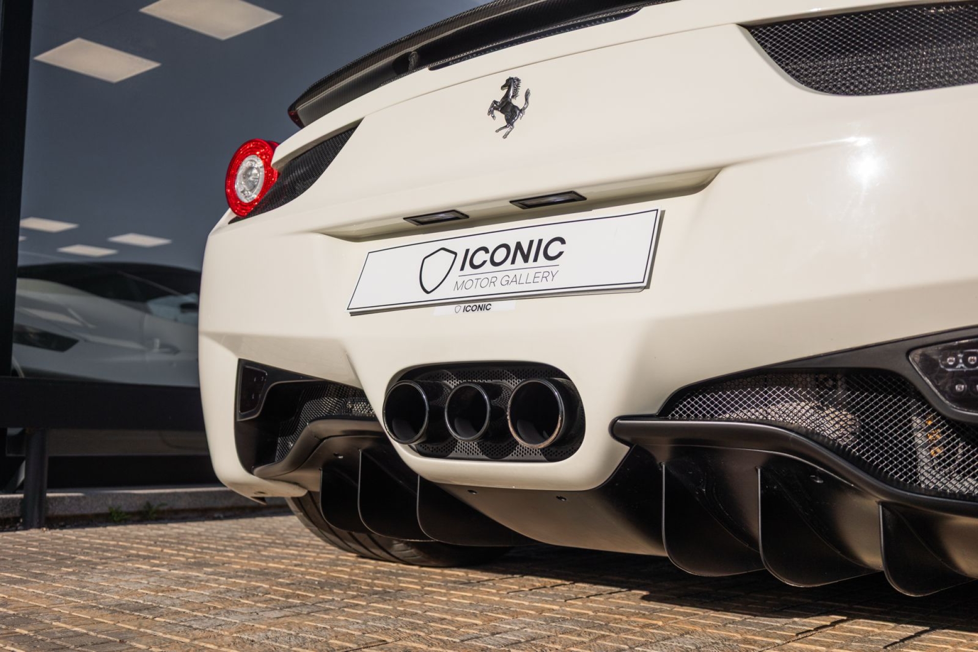 FERRARI 458 ITALIA