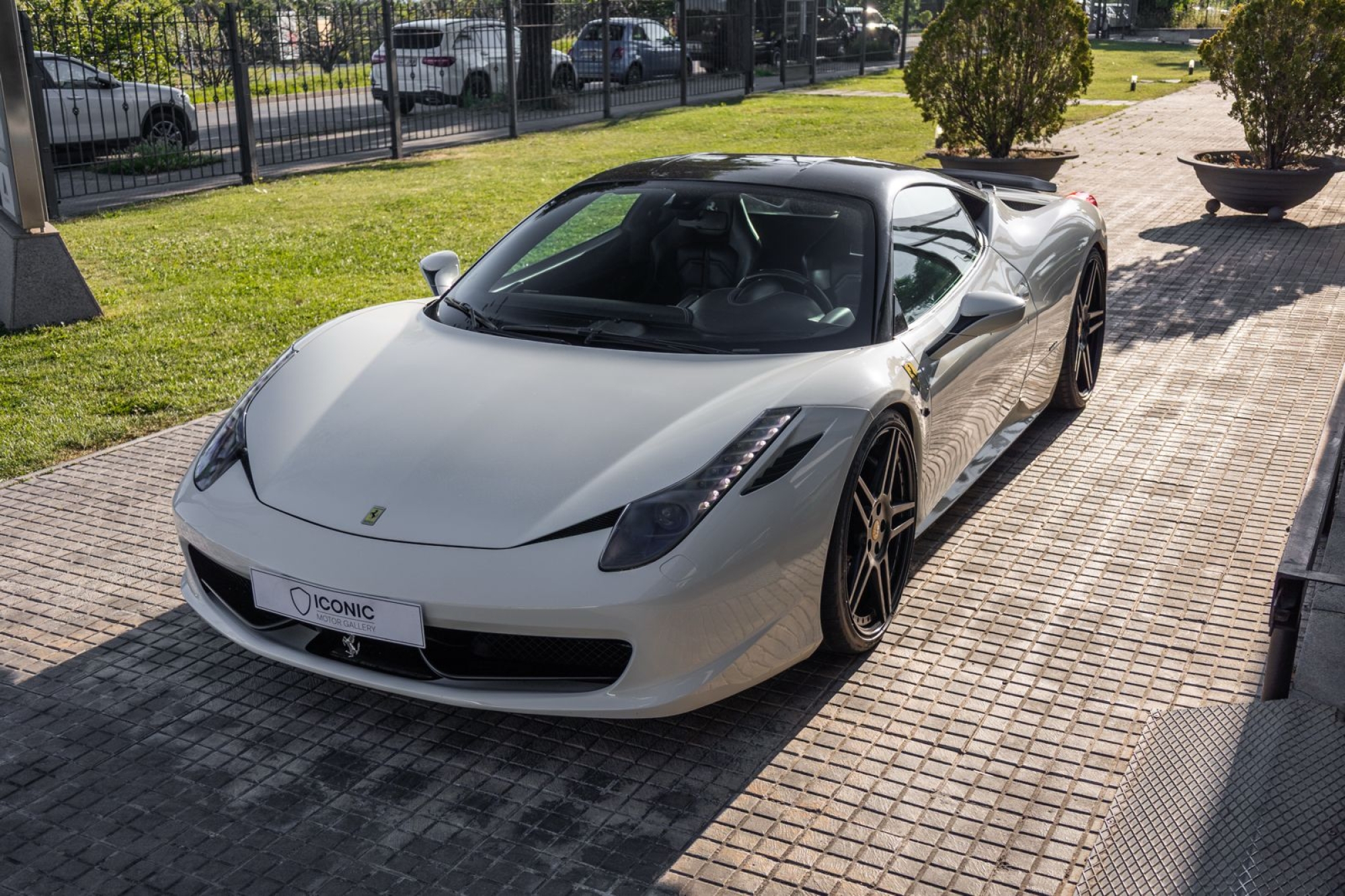 FERRARI 458 ITALIA