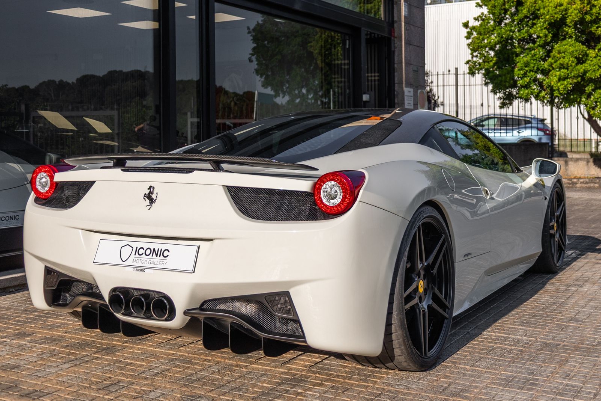 FERRARI 458 ITALIA