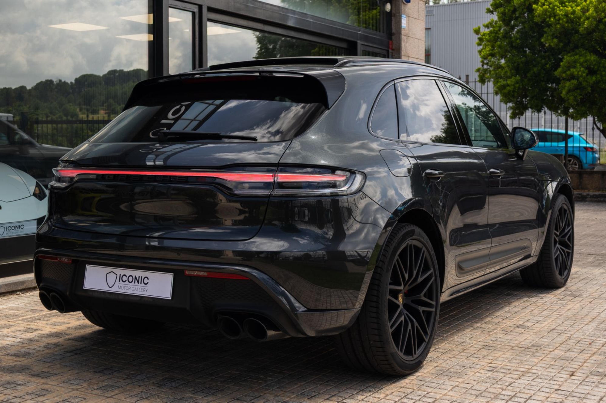 PORSCHE MACAN GTS