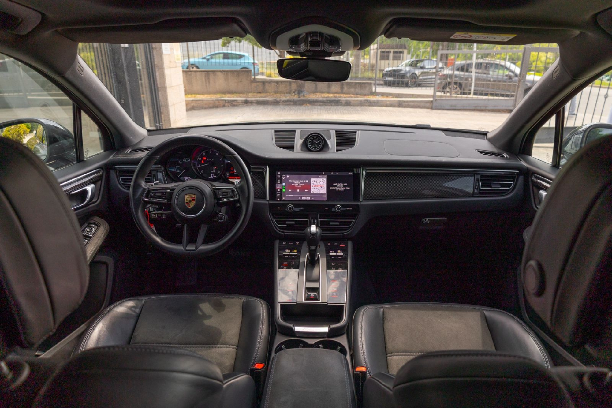 PORSCHE MACAN GTS