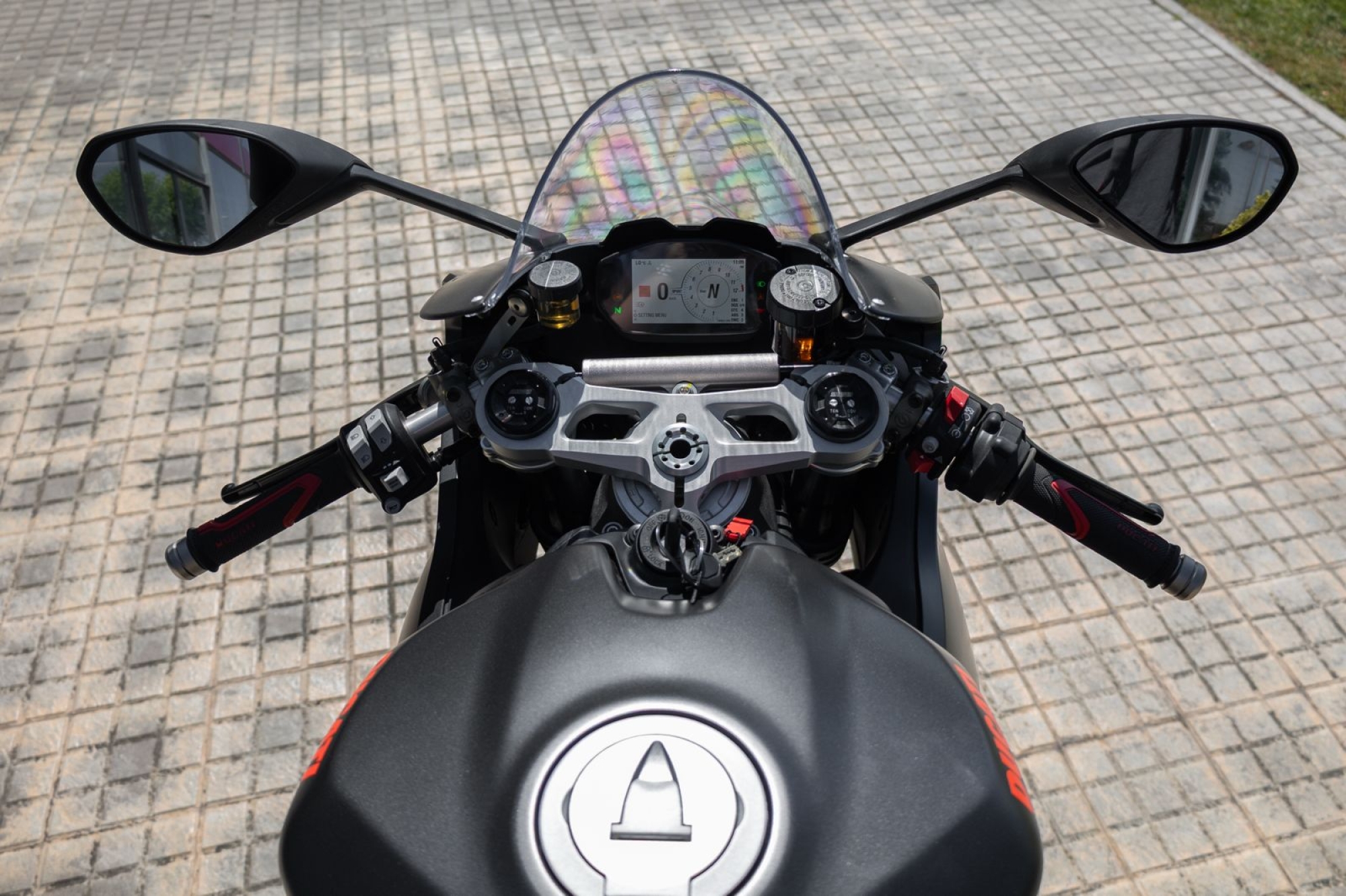 DUCATI PANIGALE V2