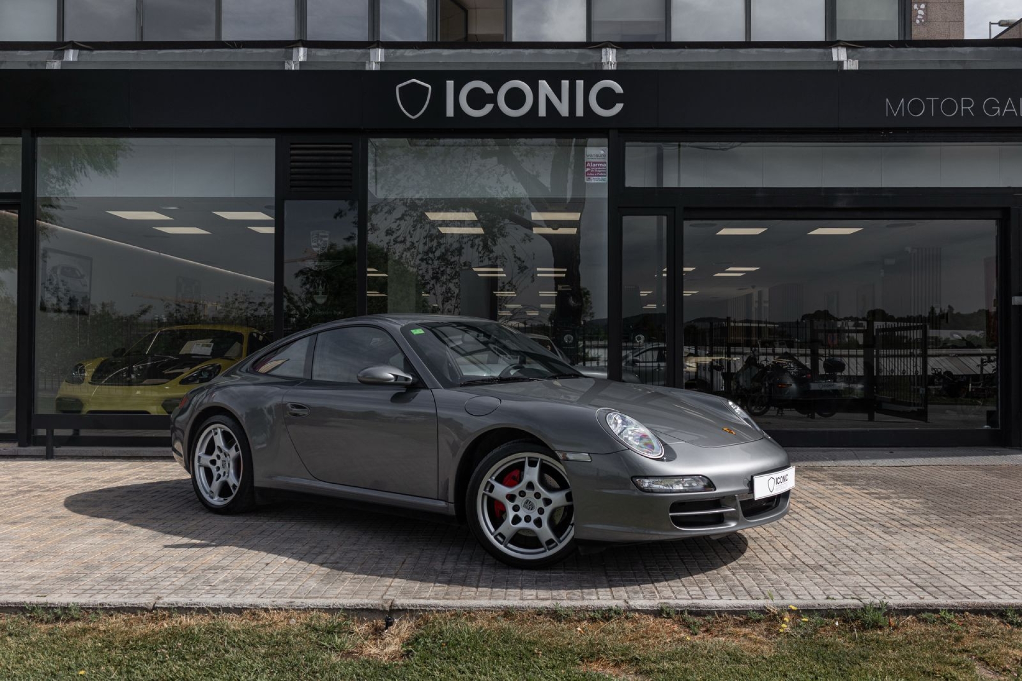 PORSCHE 911 997 CARRERA 4S