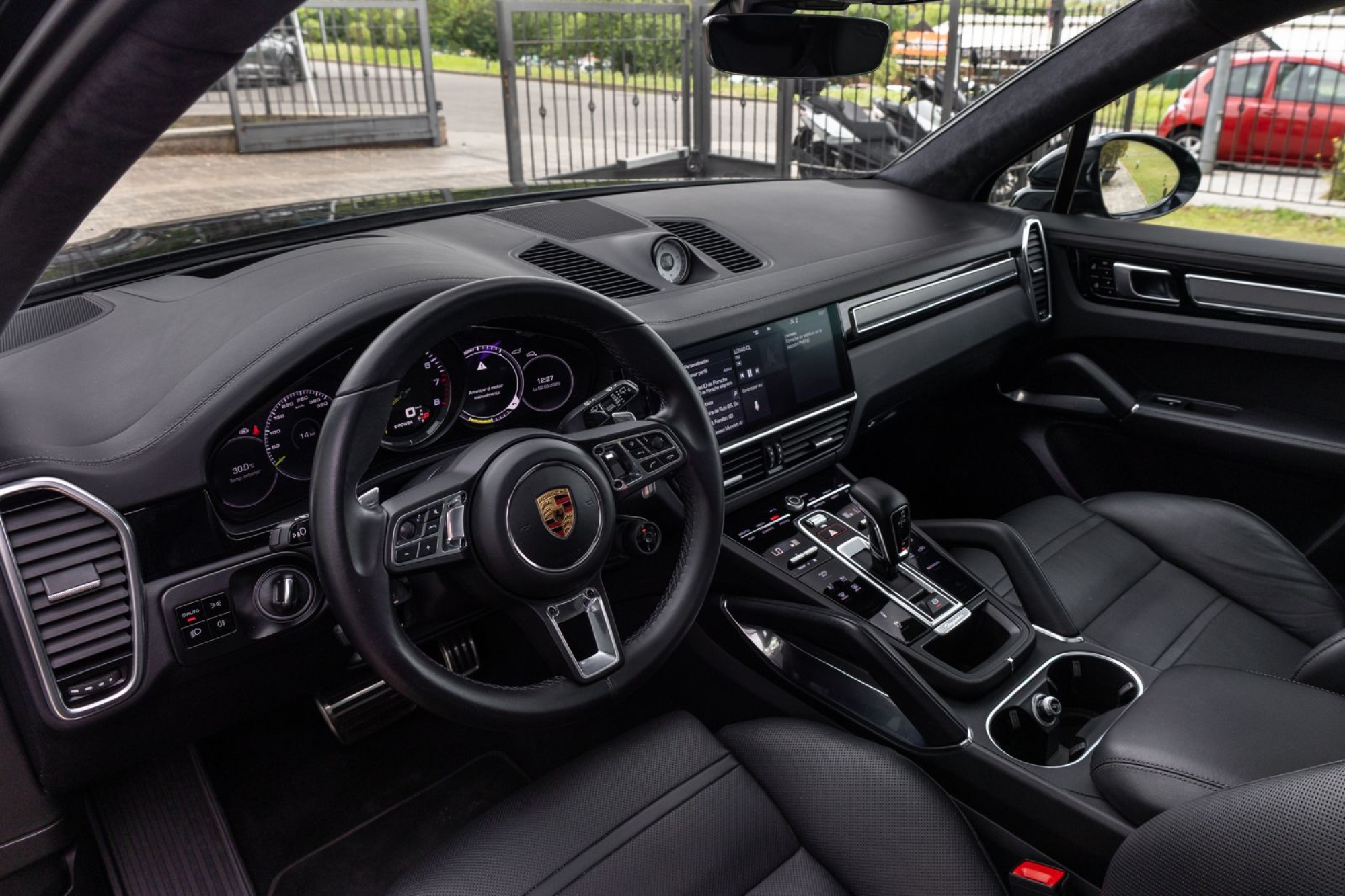PORSCHE CAYENNE TURBO S E-HYBRID