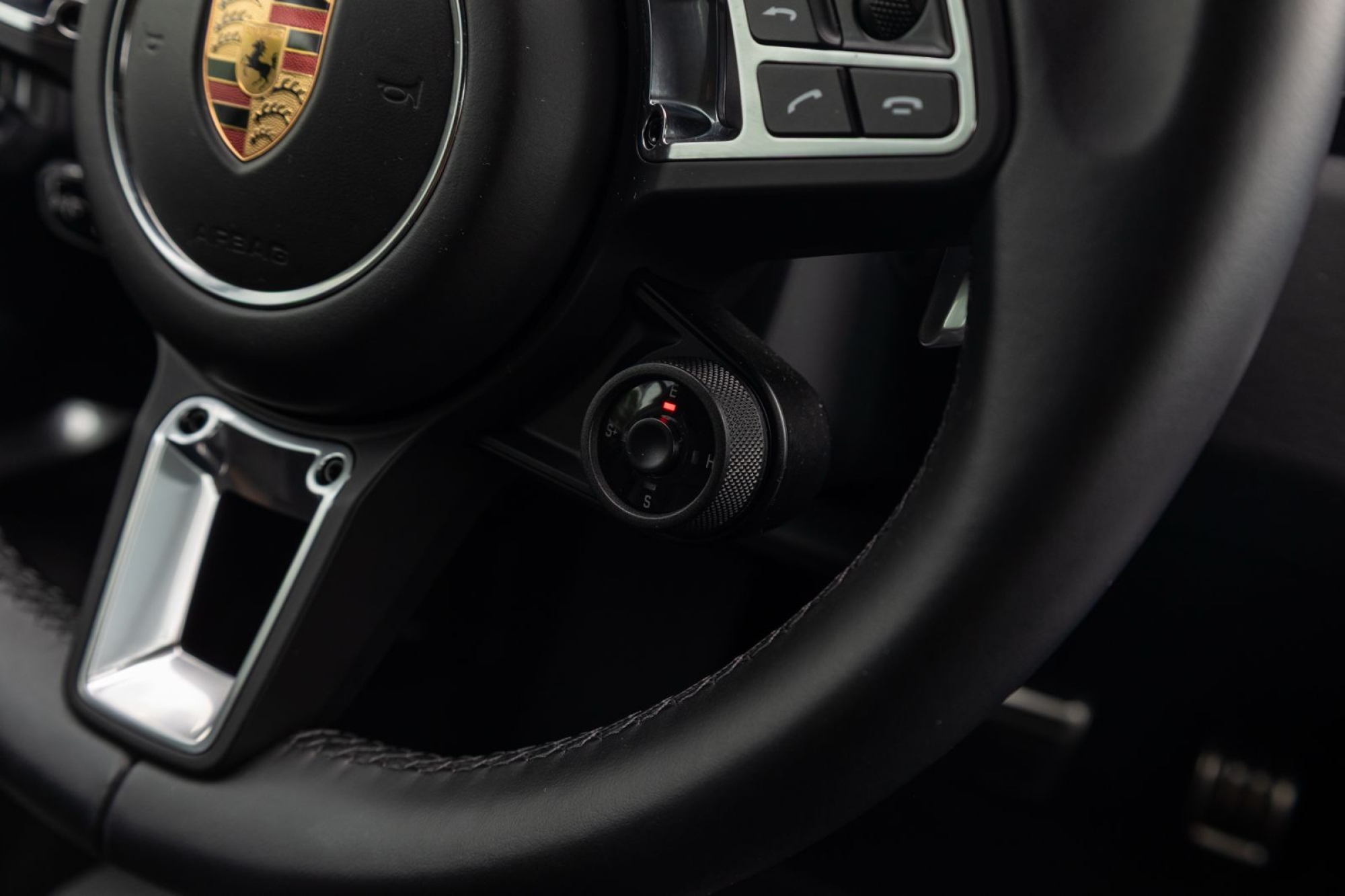 PORSCHE CAYENNE TURBO S E-HYBRID