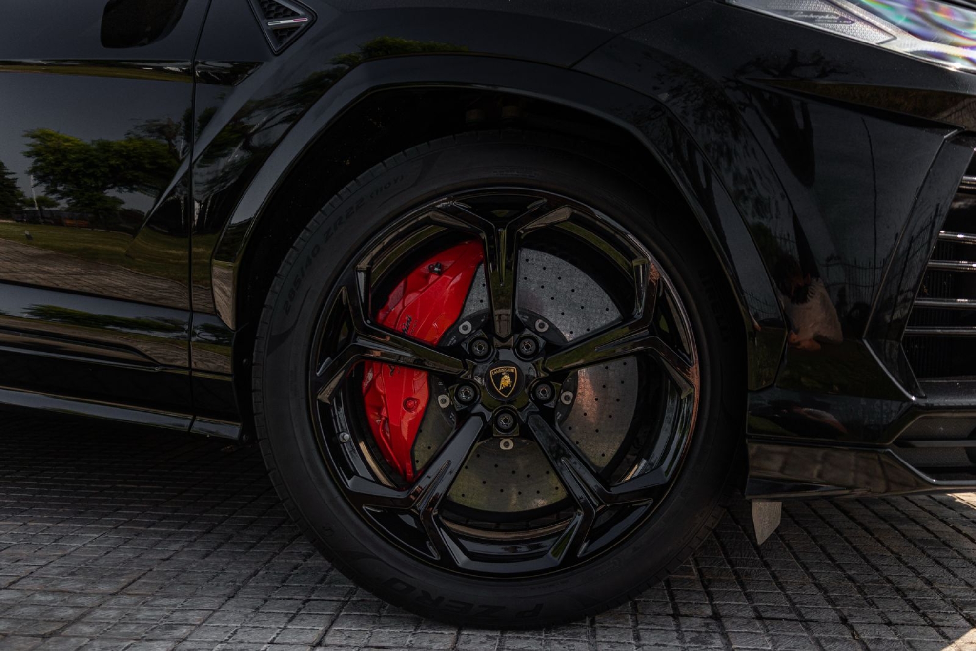 LAMBORGHINI URUS 4.0 V8