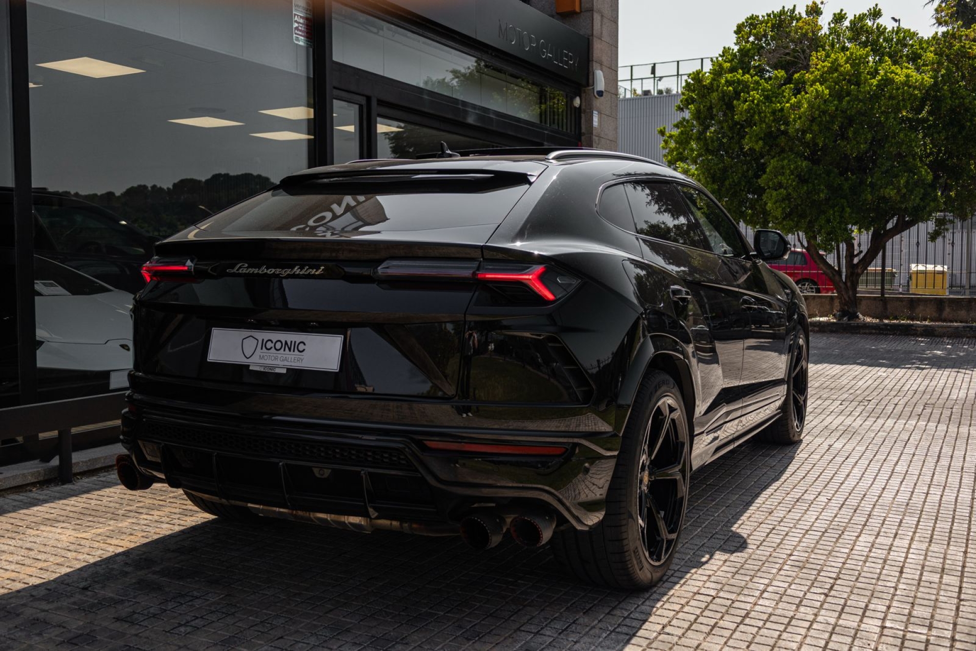 LAMBORGHINI URUS 4.0 V8