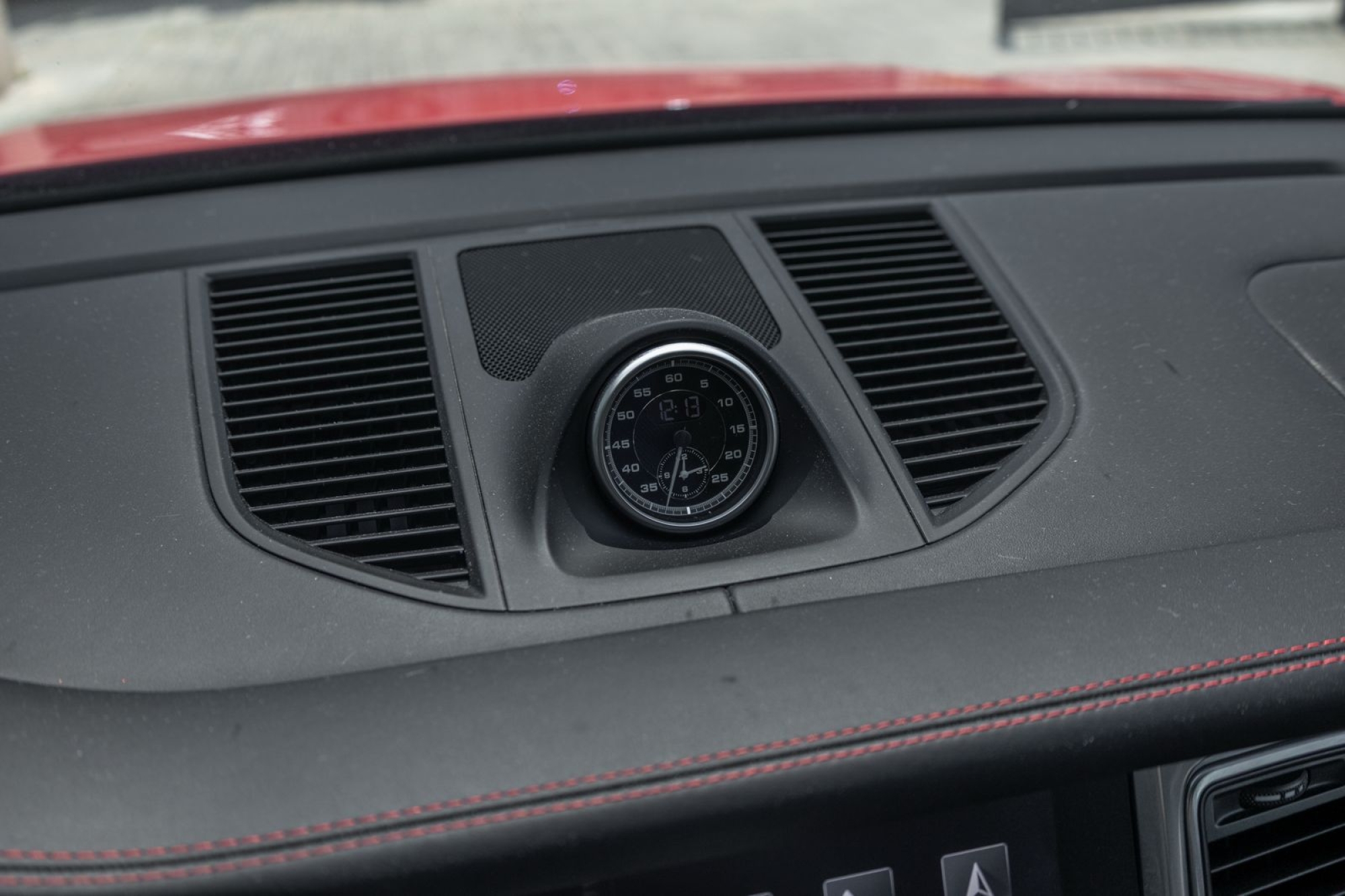 PORSCHE MACAN GTS
